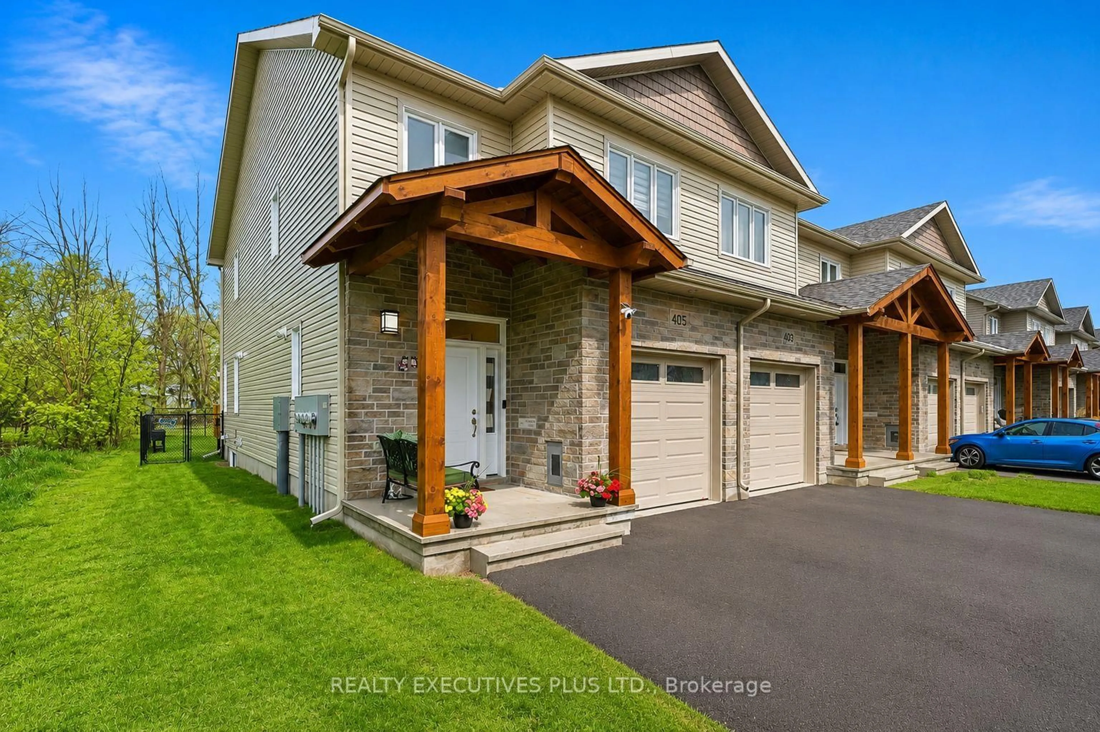 Unknown for 405 Voyageur Pl, Russell Ontario K0A 1W0