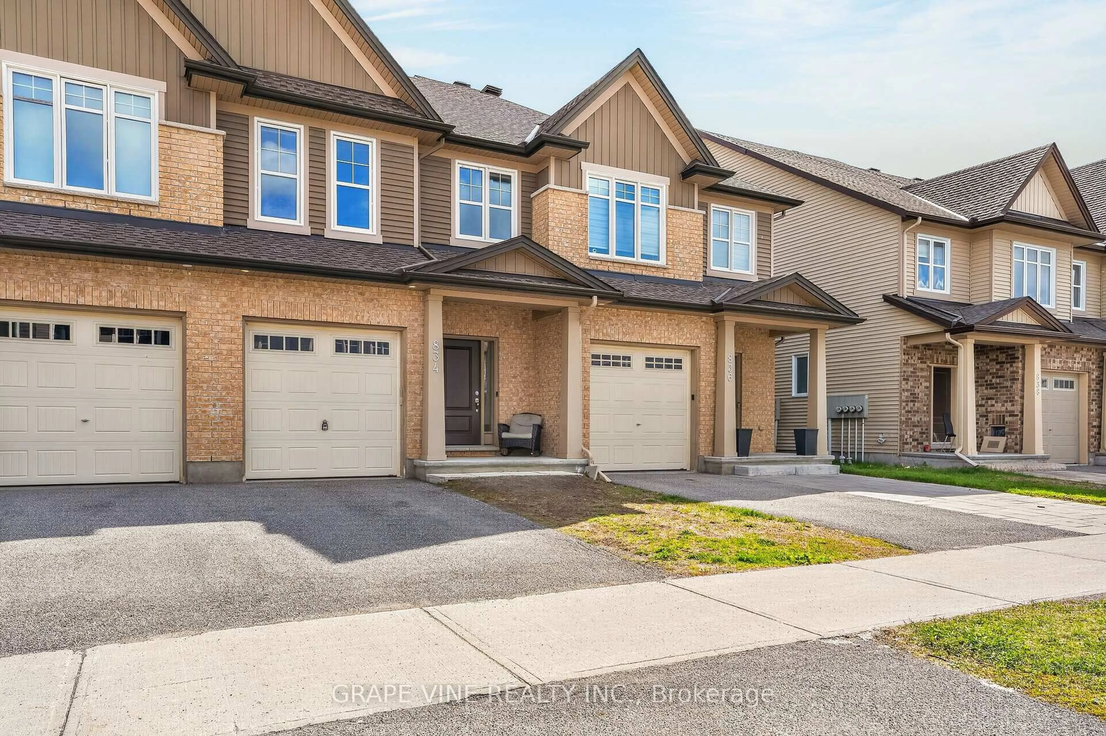 Home with brick exterior material, street for 834 CEDAR CREEK Dr, Ottawa Ontario K1T 0N6