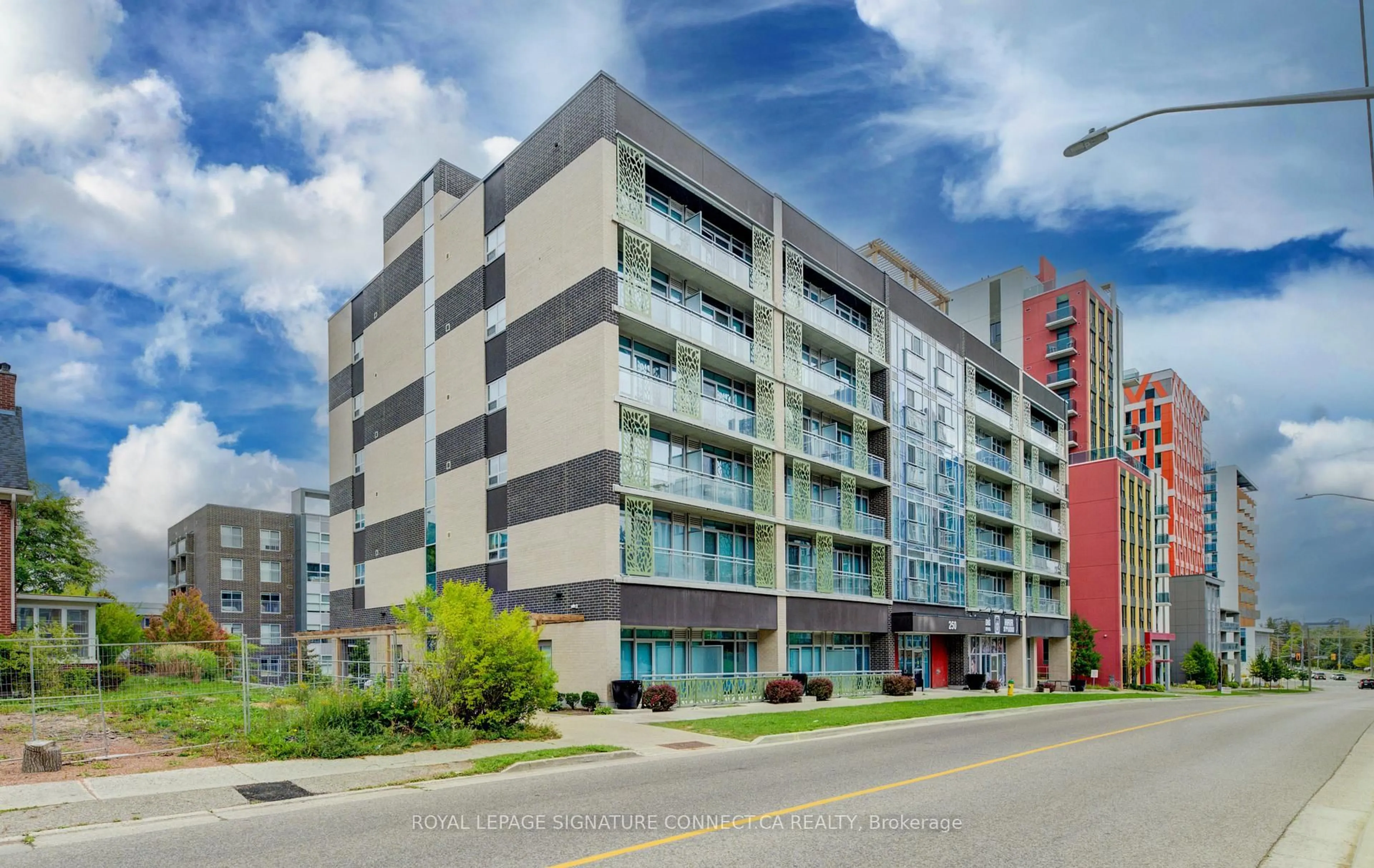 Unknown for 250 Albert St #203, Waterloo Ontario N2L 0H5