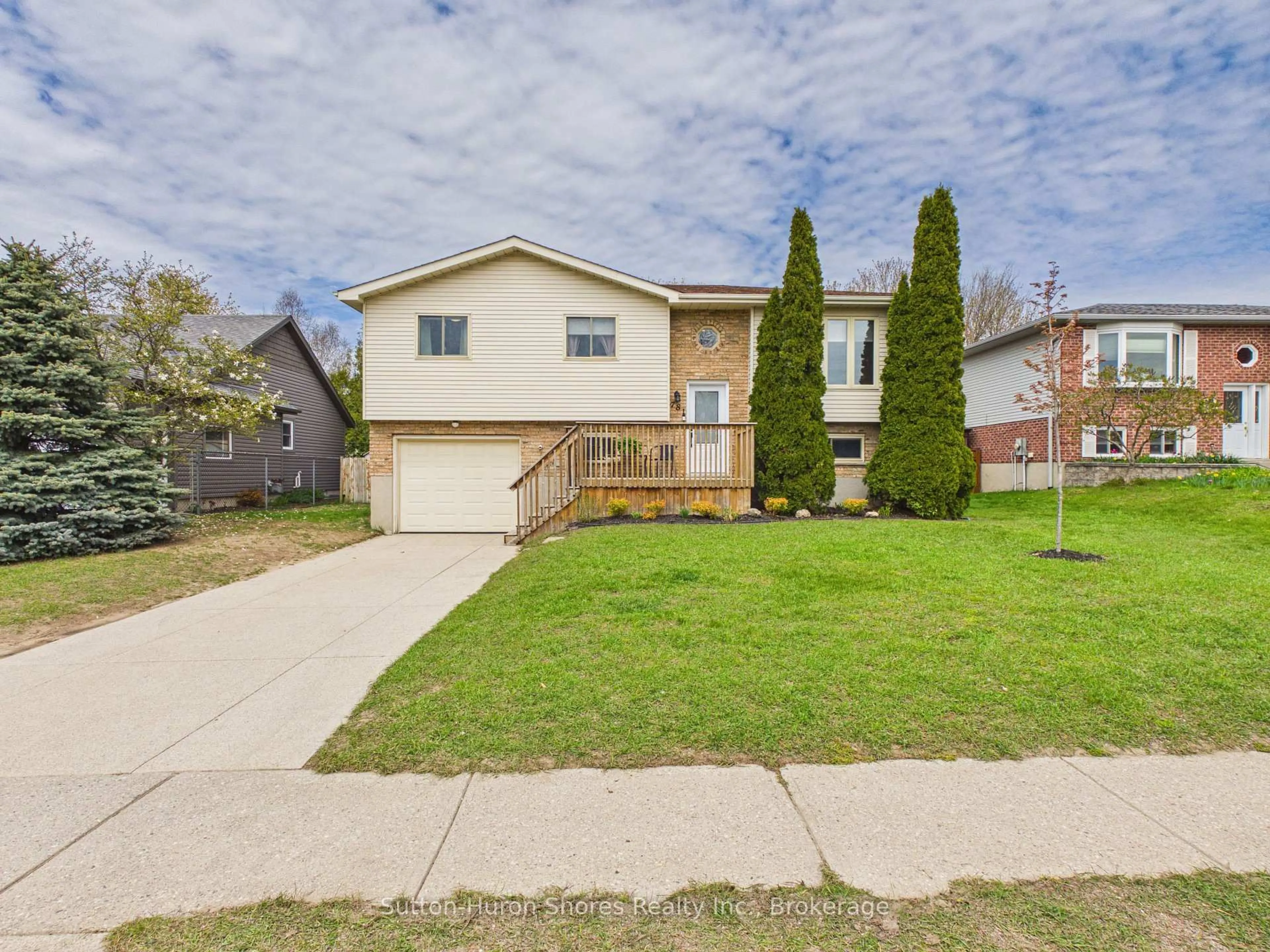 Unknown for 781 Bradford St, Saugeen Shores Ontario N0H 2C4