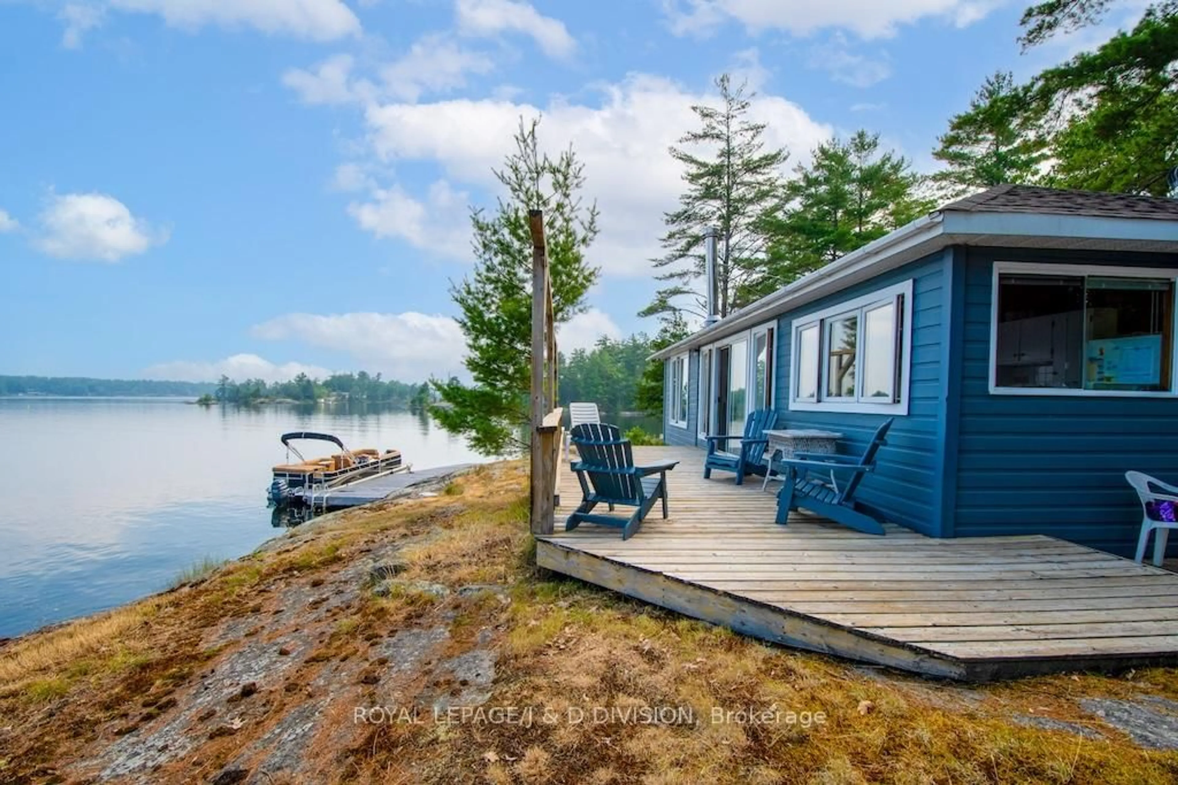 Patio, water/lake/river/ocean view for 4446 Is 107 Stoney Lake Island, North Kawartha Ontario K0L 2H0