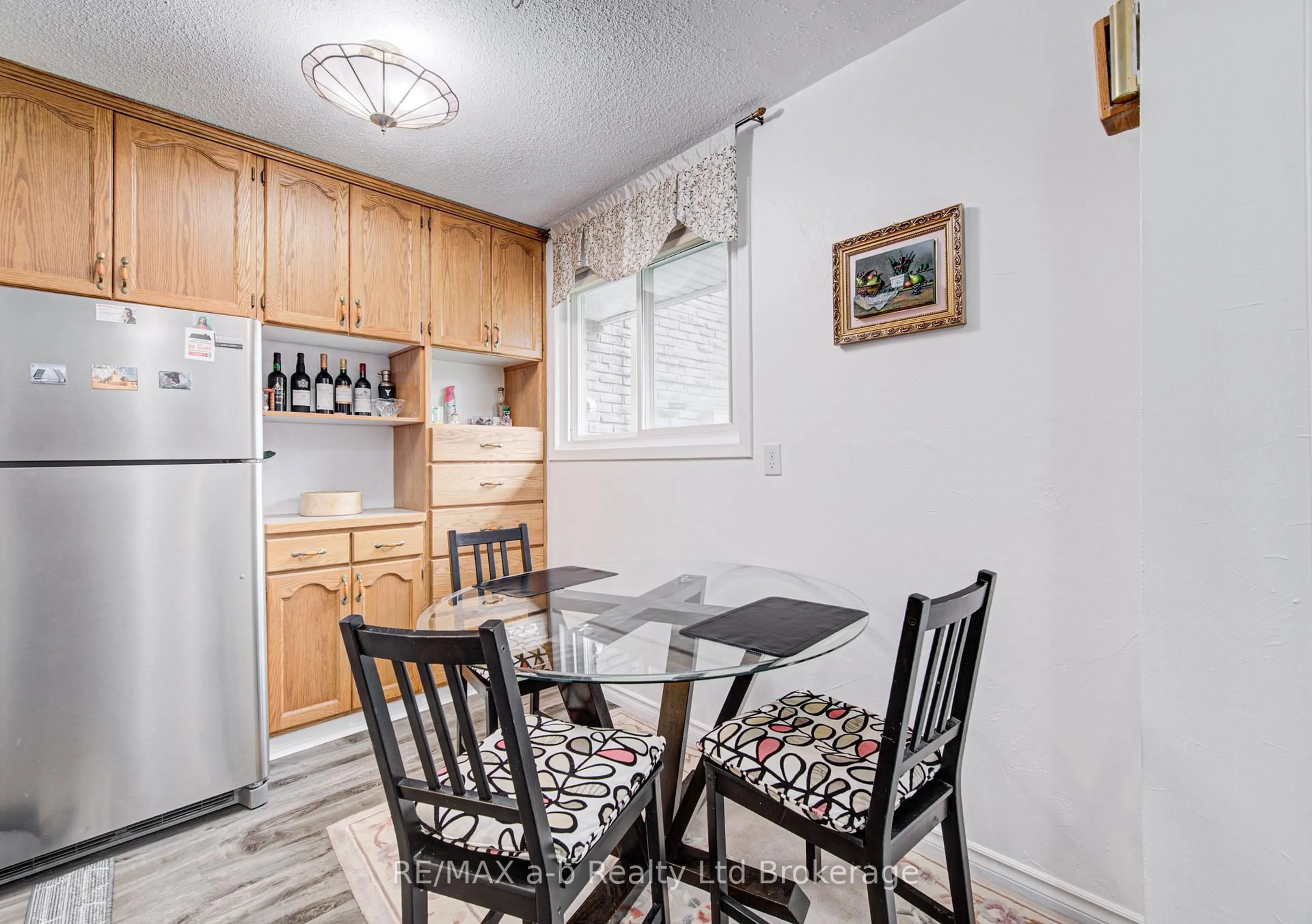 Dining room, unknown for 224F Harvard Pl #18, Waterloo Ontario N2J 4G2