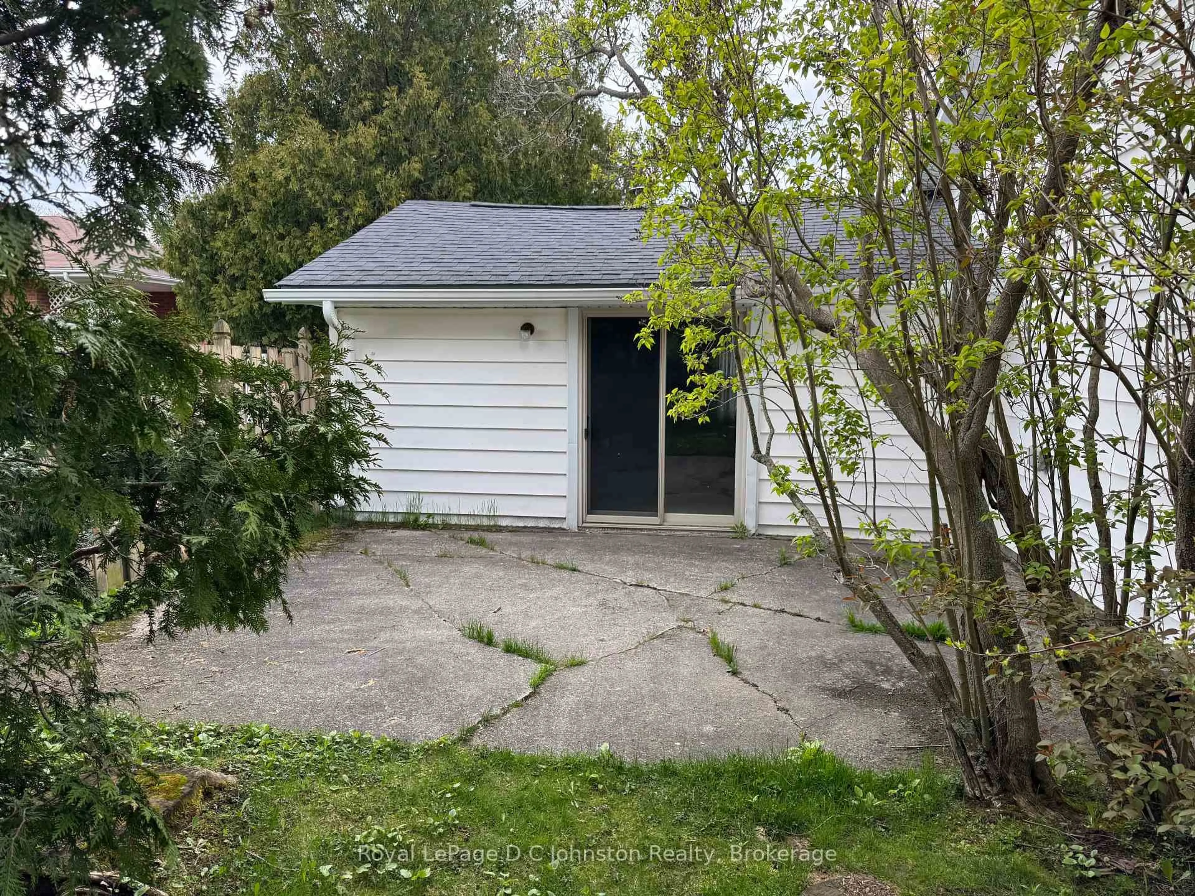 Shed for 191 Breadalbane St, Saugeen Shores Ontario N0H 2L0