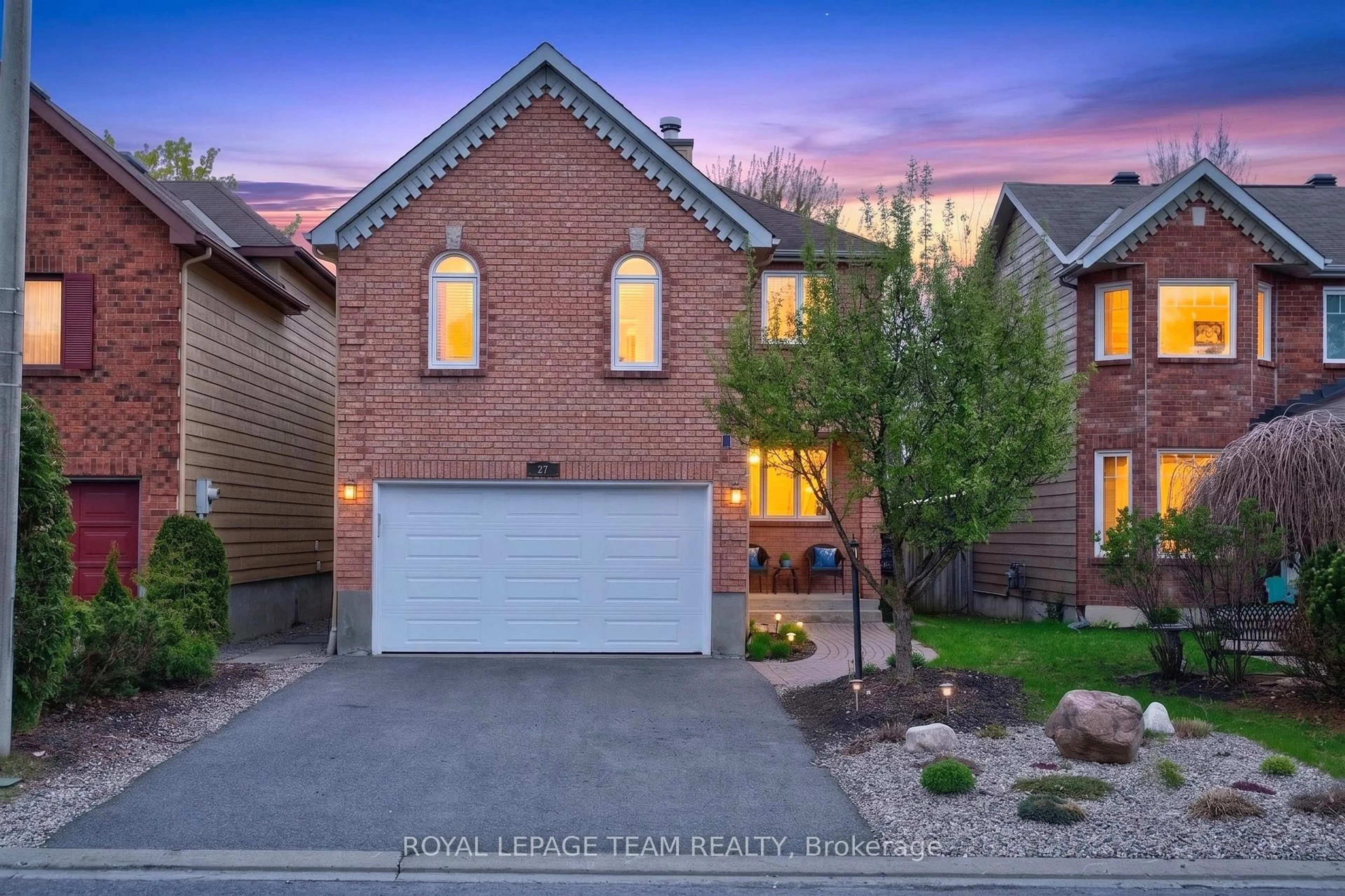 Home with brick exterior material, street for 27 Inwood Dr, Ottawa Ontario K2M 1Z5