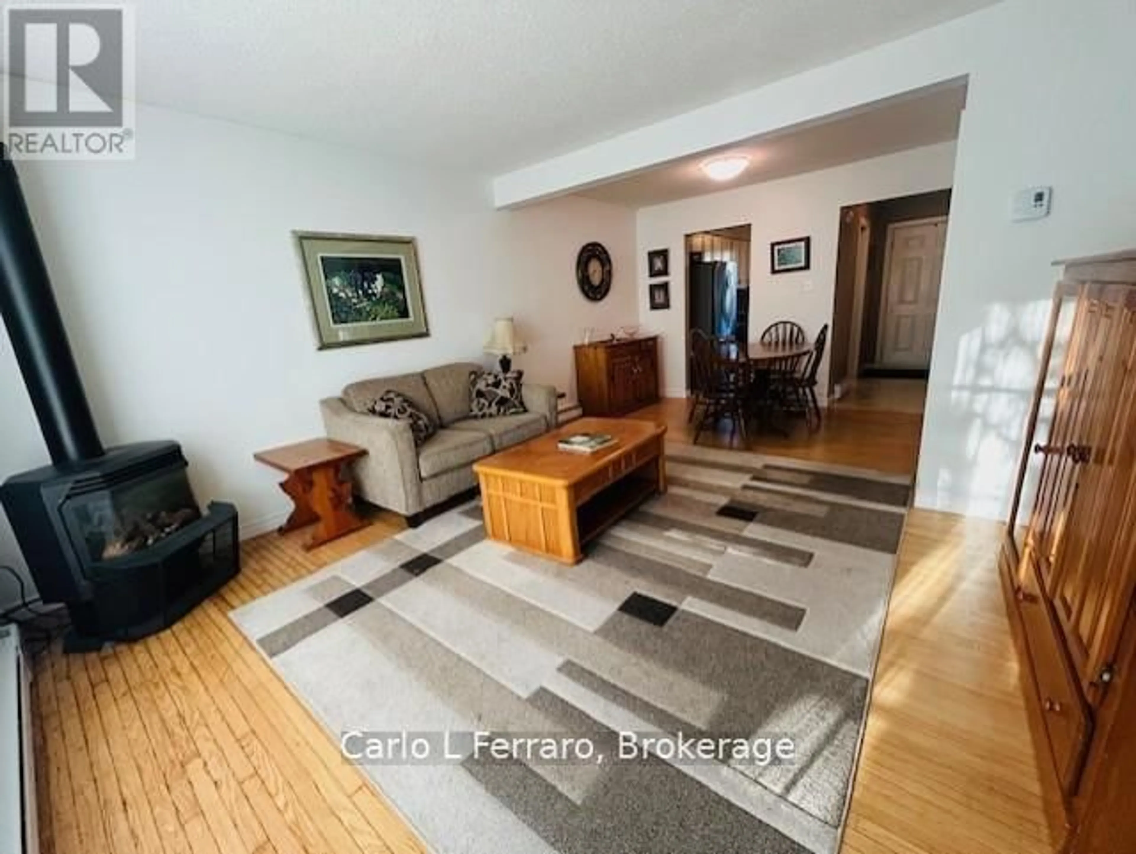Living room with furniture, unknown for 20-41 Rhonda Rd, Guelph Ontario N1H 6H1