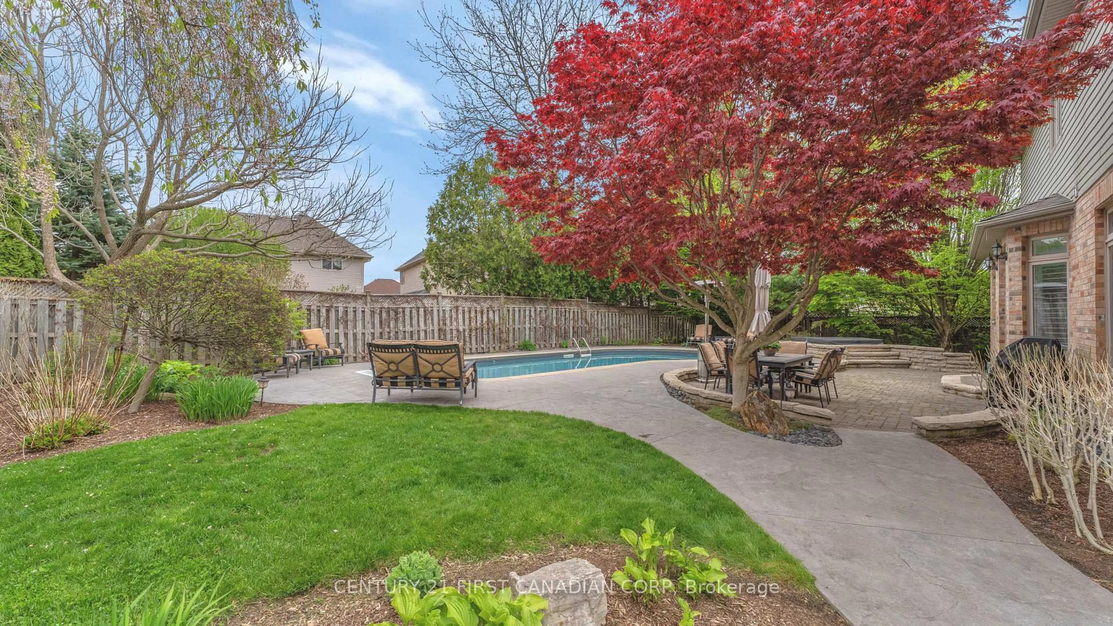 Patio, water/lake/river/ocean view for 10 Bassenthwaite Cres, London North Ontario N6G 4V5