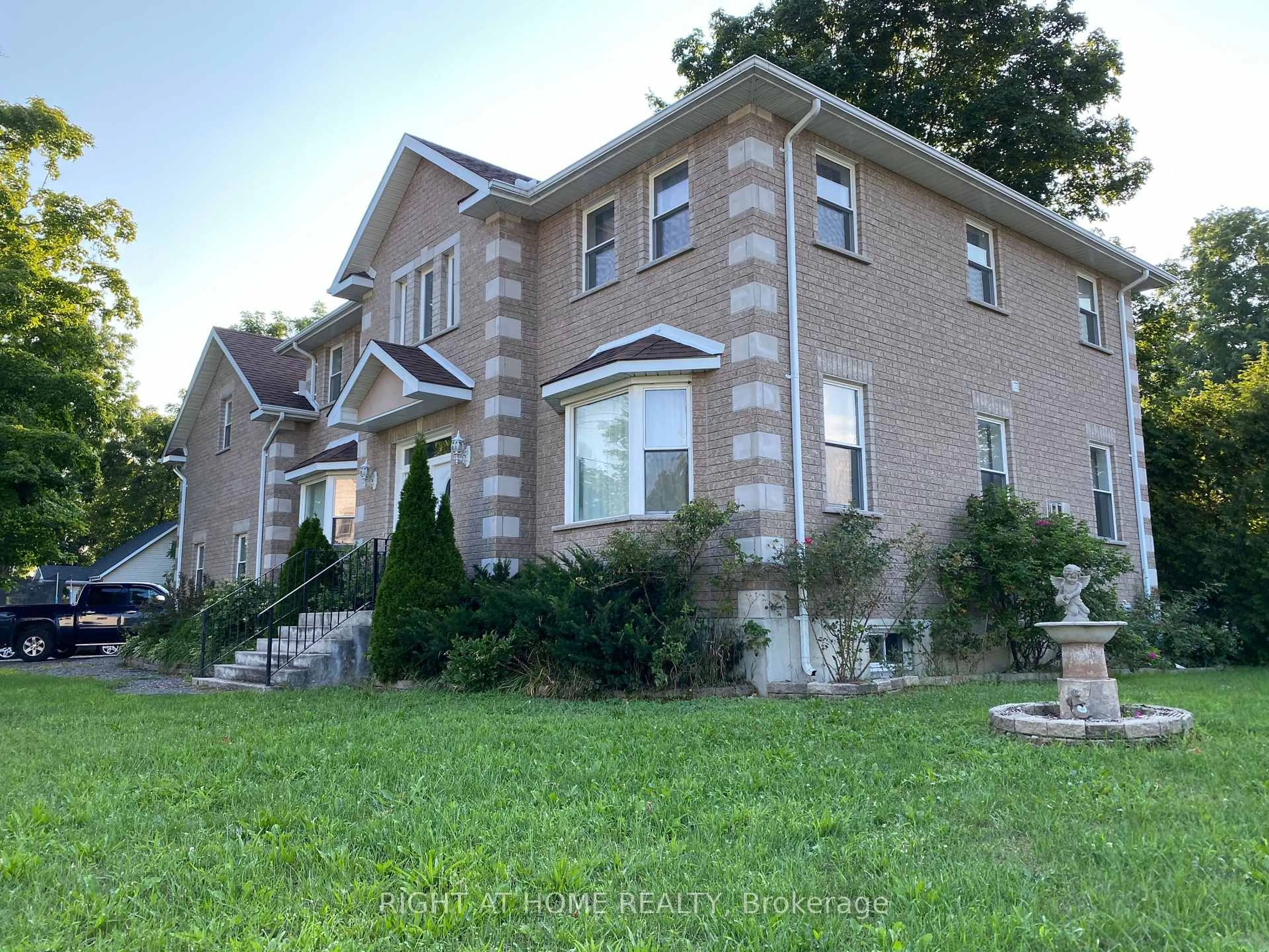 Home with brick exterior material, unknown for 4 Palmer St, Norfolk Ontario N0E 1S0
