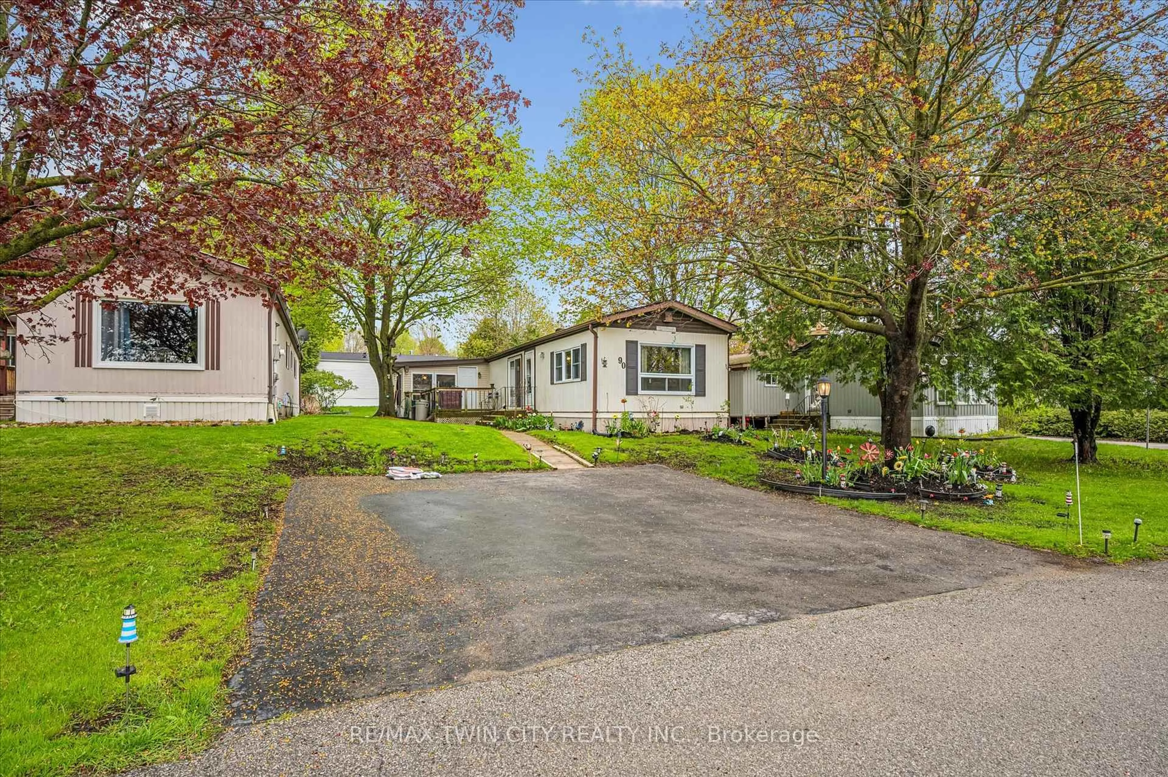 Unknown for 1294 8th Concession Rd, Hamilton Ontario N0B 2J0