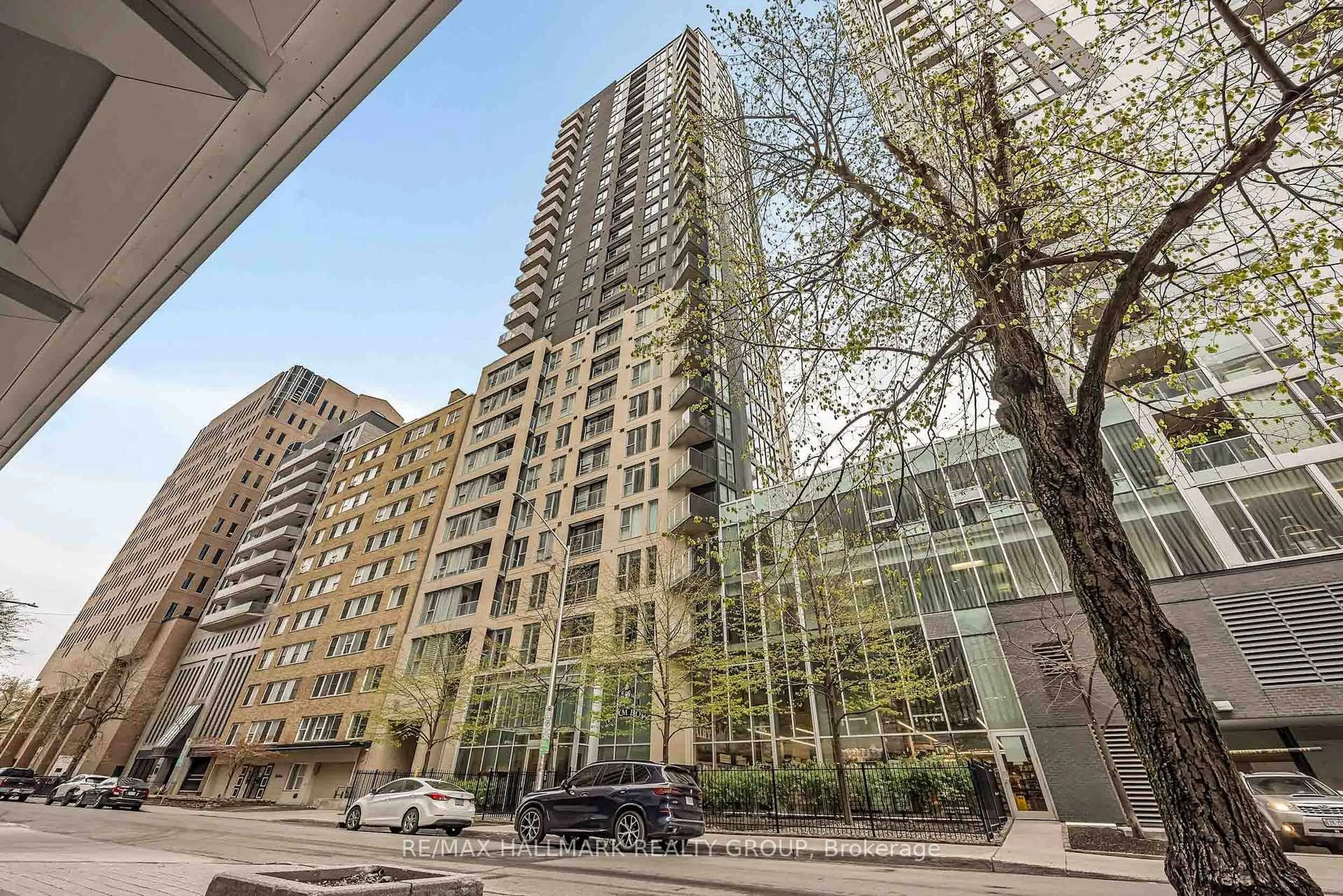 Unknown for 40 Nepean St #1905, Ottawa Ontario K2P 0X5