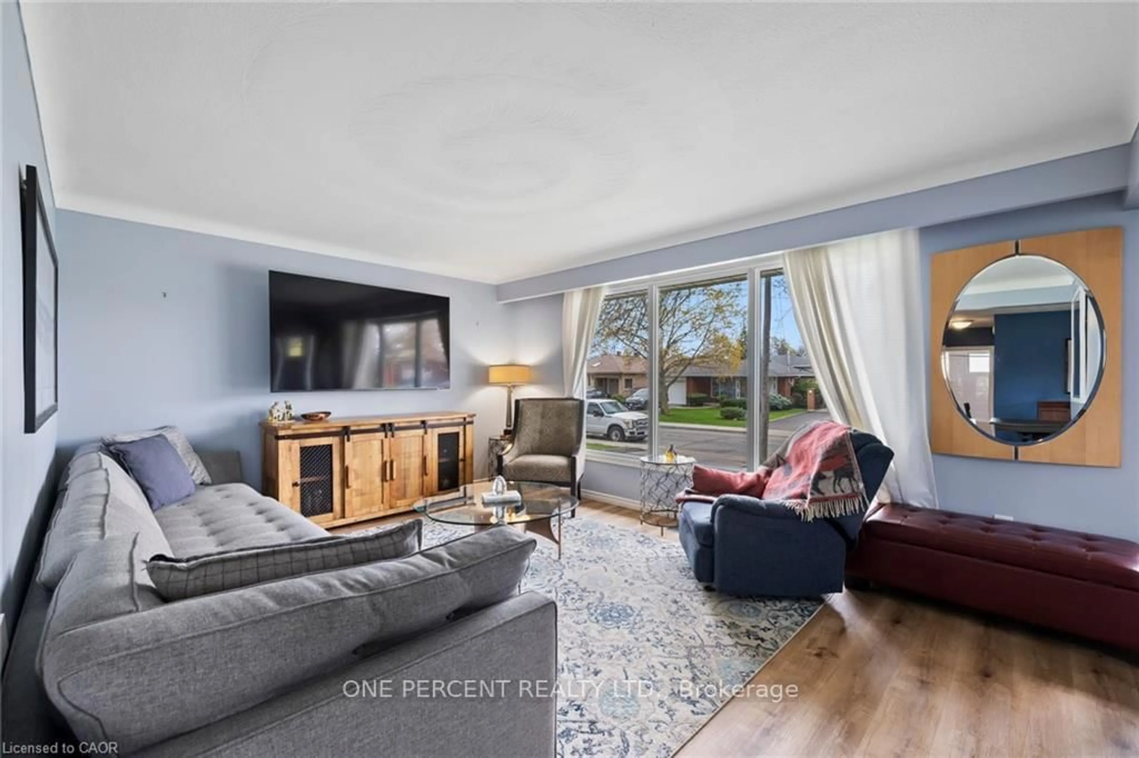 Living room with furniture, unknown for 42 Atwater Cres, Hamilton Ontario L9C 2E7