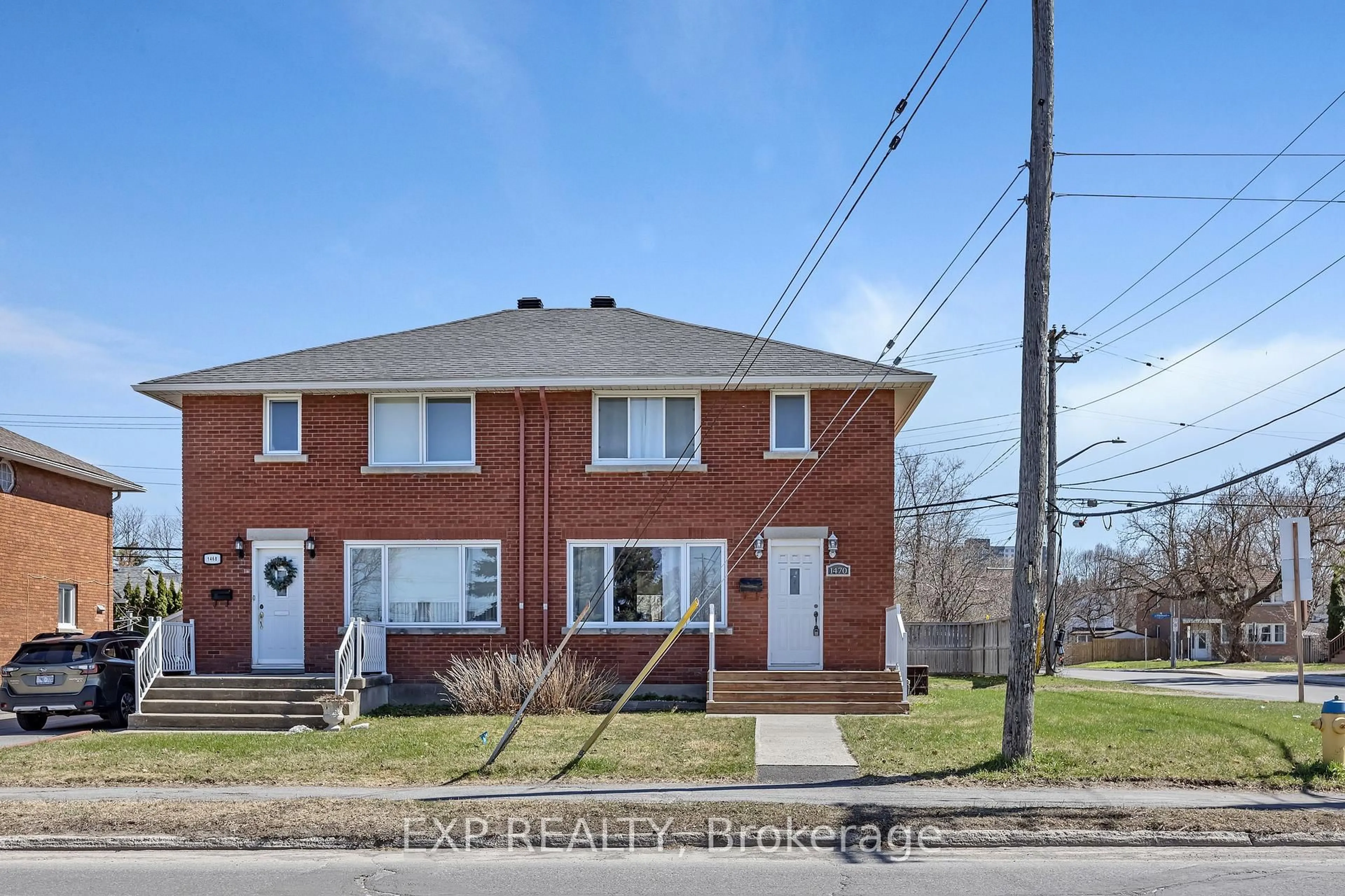 Home with brick exterior material, street for 1470 Laperriere Ave, Ottawa Ontario K1Z 7S6
