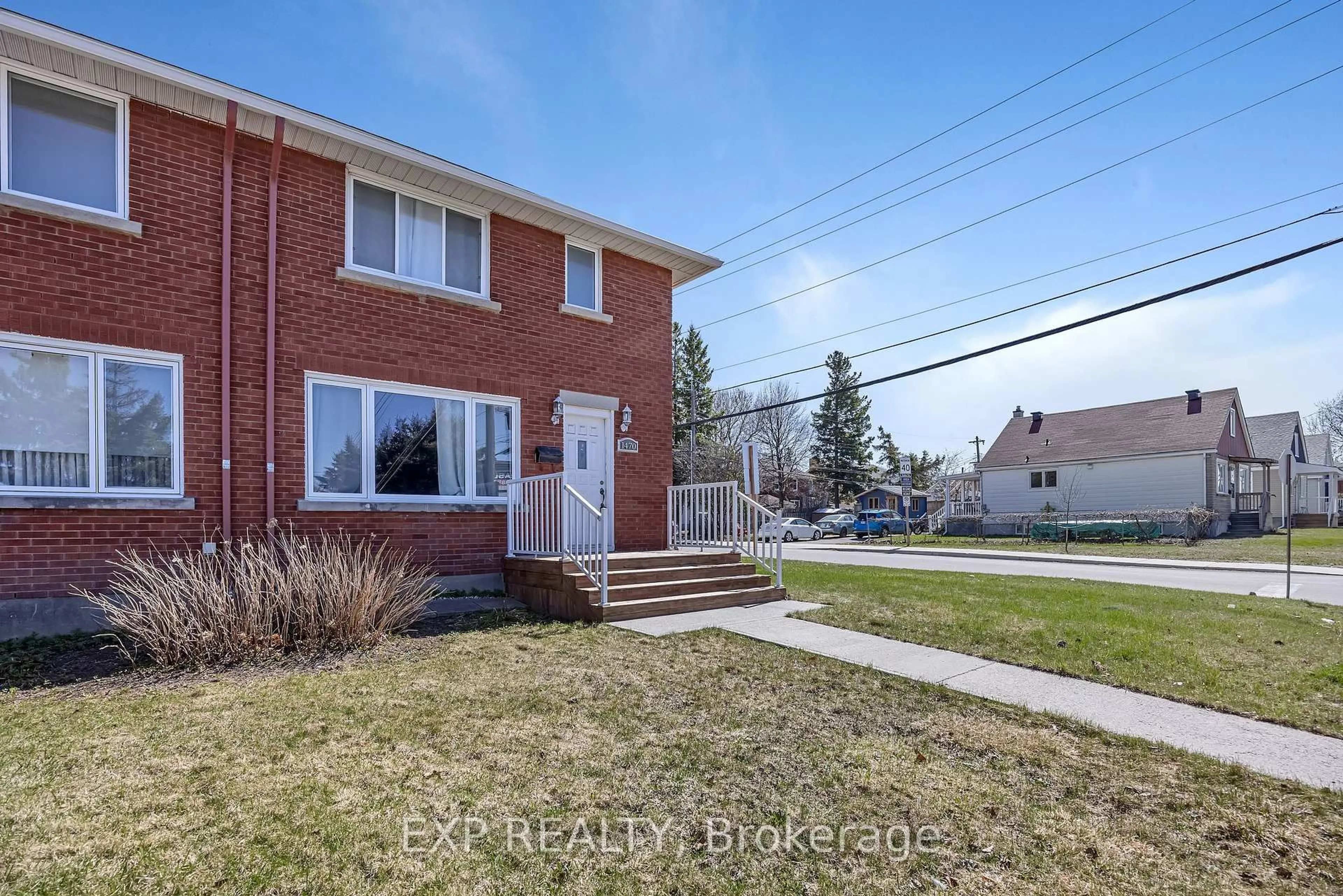 Home with brick exterior material, street for 1470 Laperriere Ave, Ottawa Ontario K1Z 7S6