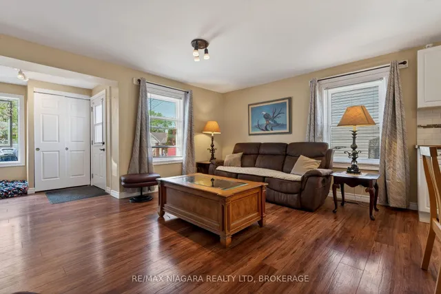 18 1/2 Willow St, St. Catharines 5