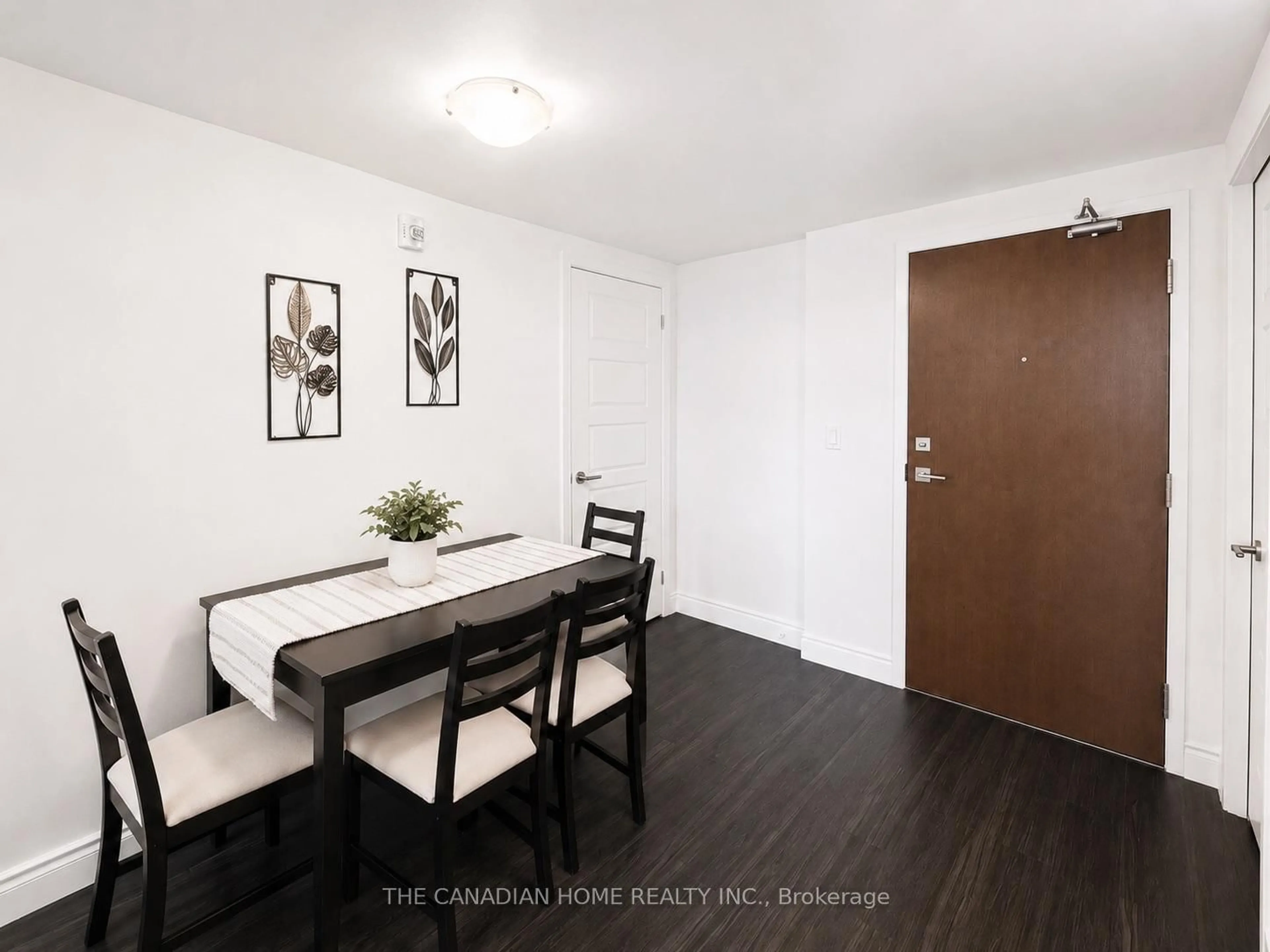Dining room, wood/laminate floor for 17 Kay Cres #207, Guelph Ontario N1L 0P1