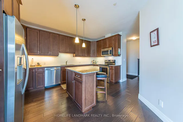 223 Erb St #302, Waterloo 3