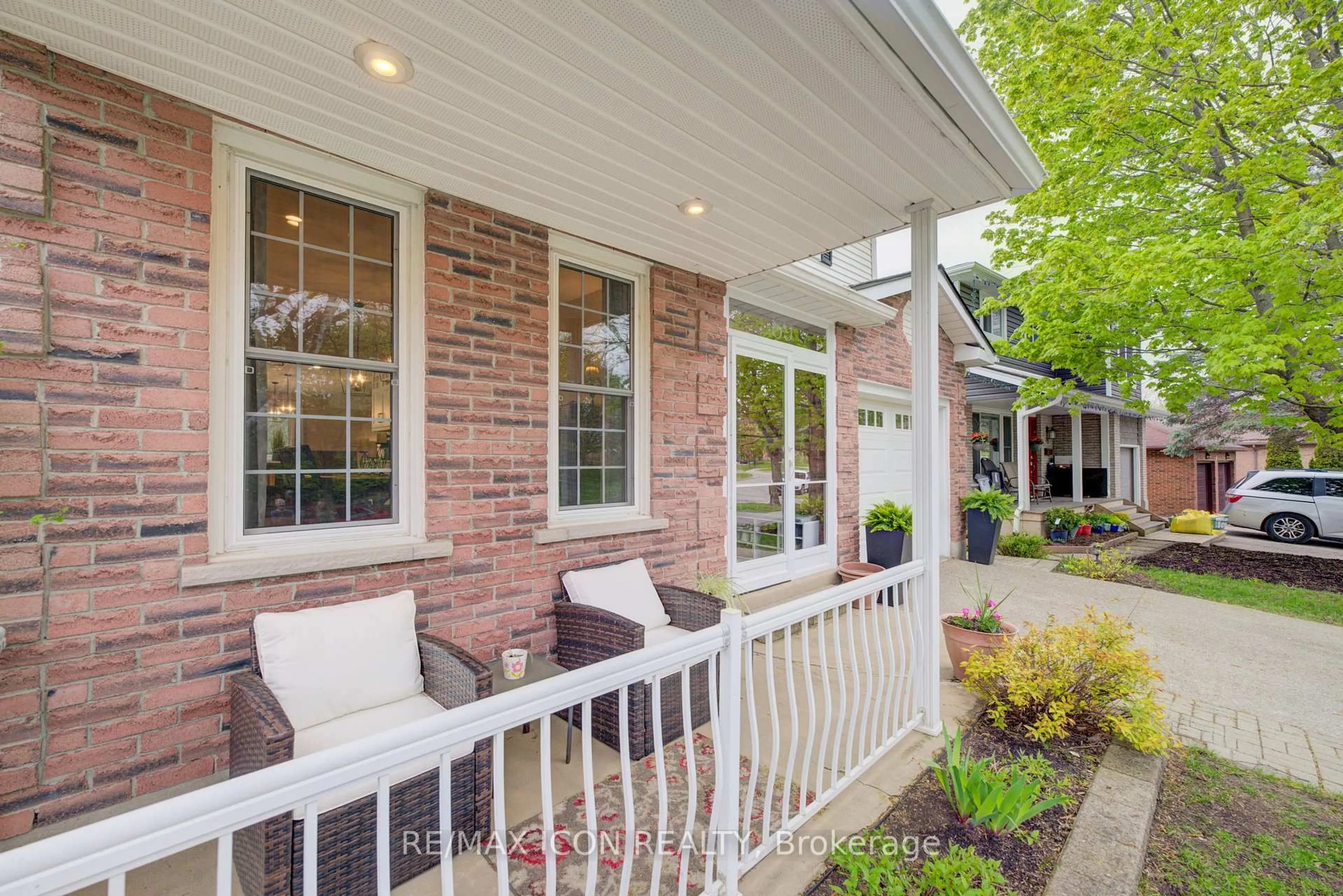 Home with brick exterior material, street for 89 Anvil St, Kitchener Ontario N2P 1X8