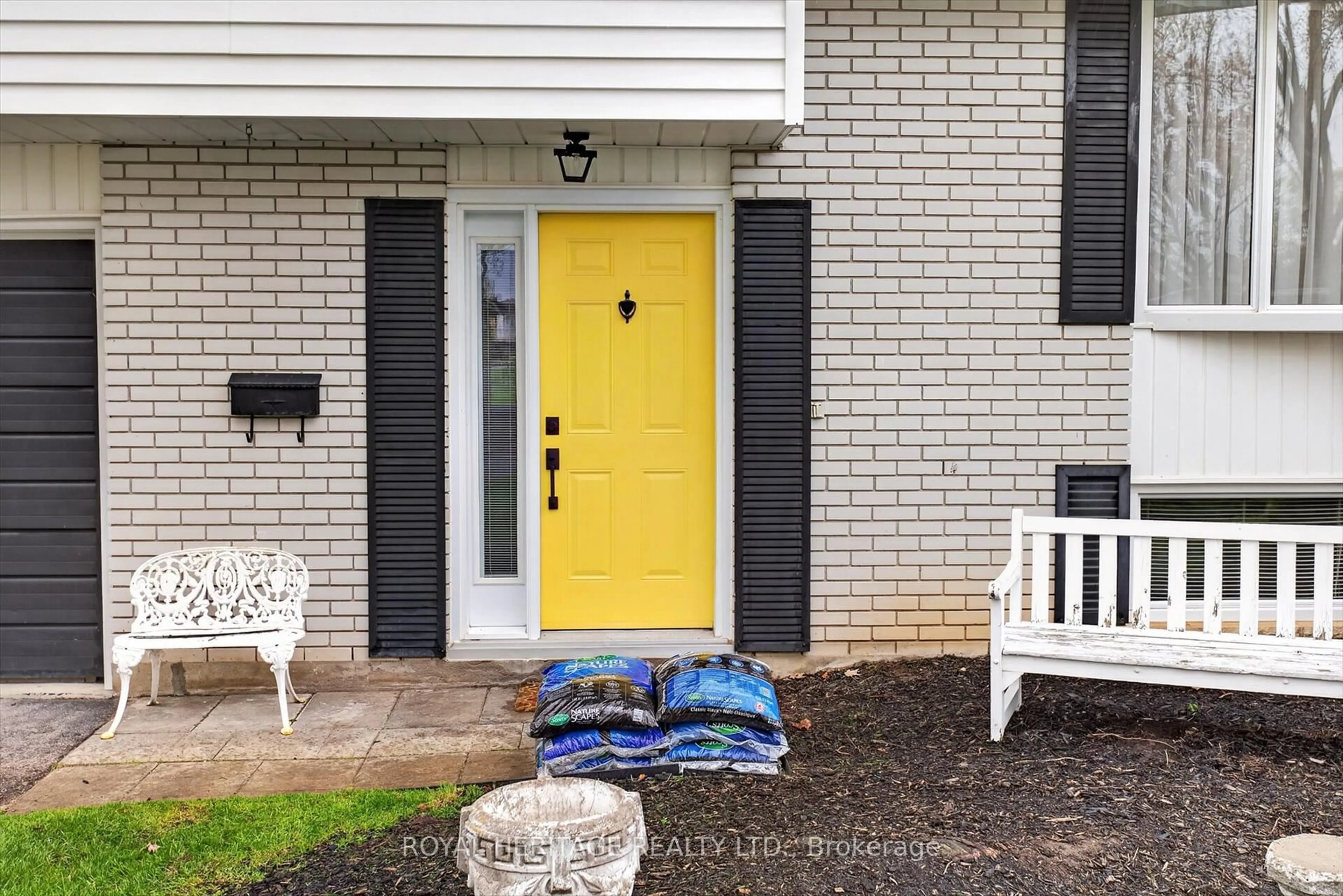 Unknown for 1337 Franklin Dr, Peterborough Ontario K9H 6Z5