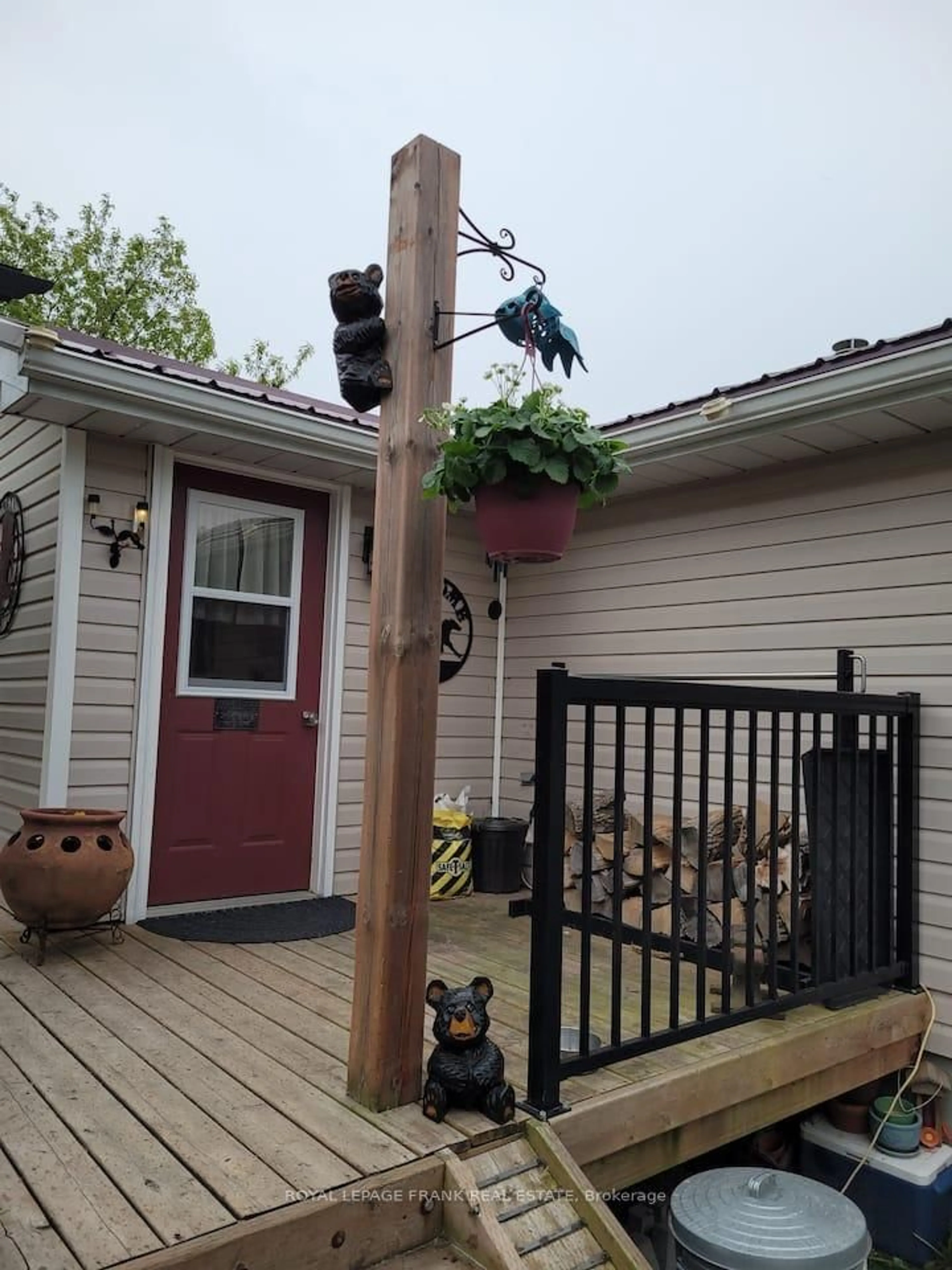 Patio, street for 56 Oakdene Cres, Kawartha Lakes Ontario K0M 2C0