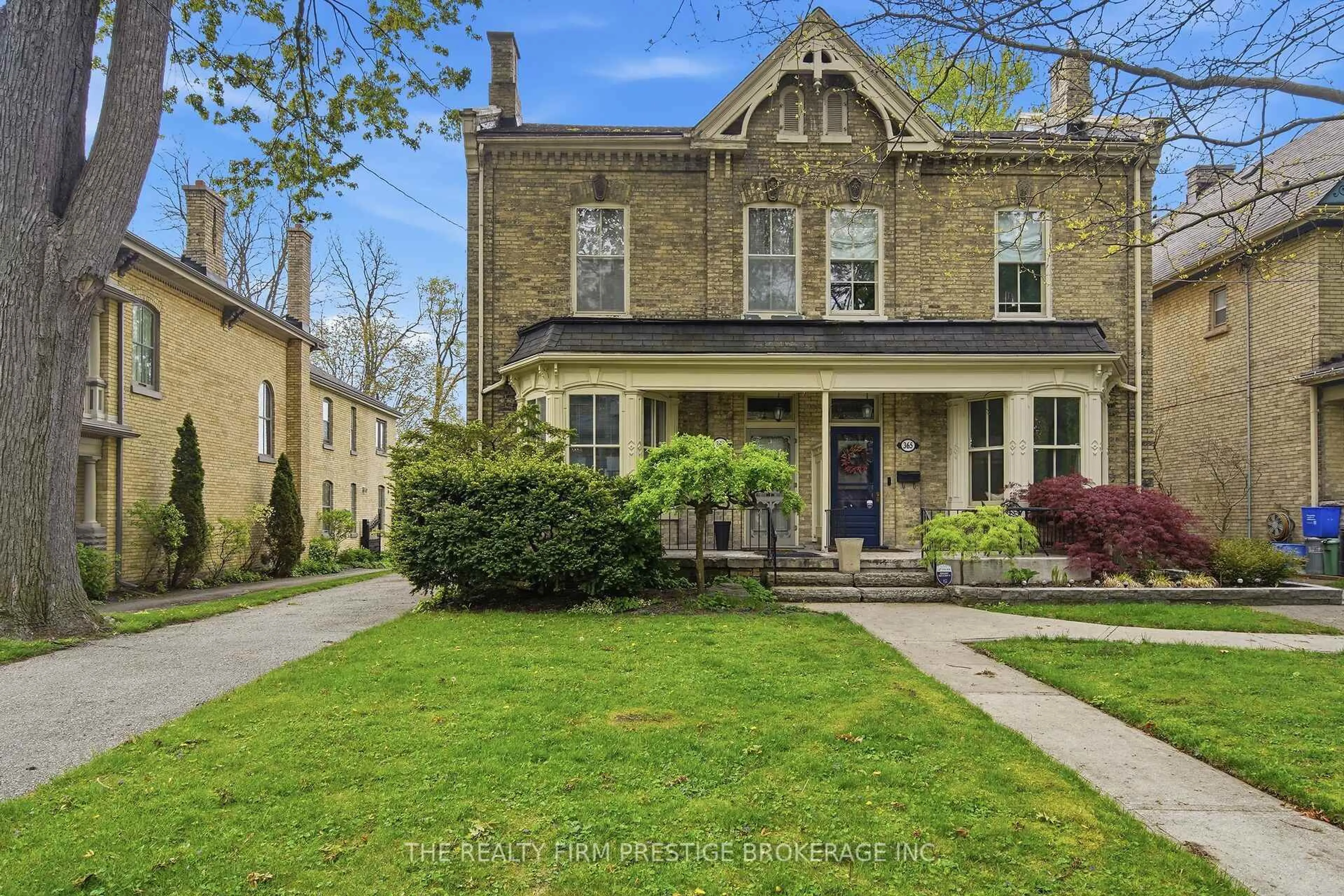 Home with brick exterior material, street for 367 St James St, London East Ontario N6A 1X8