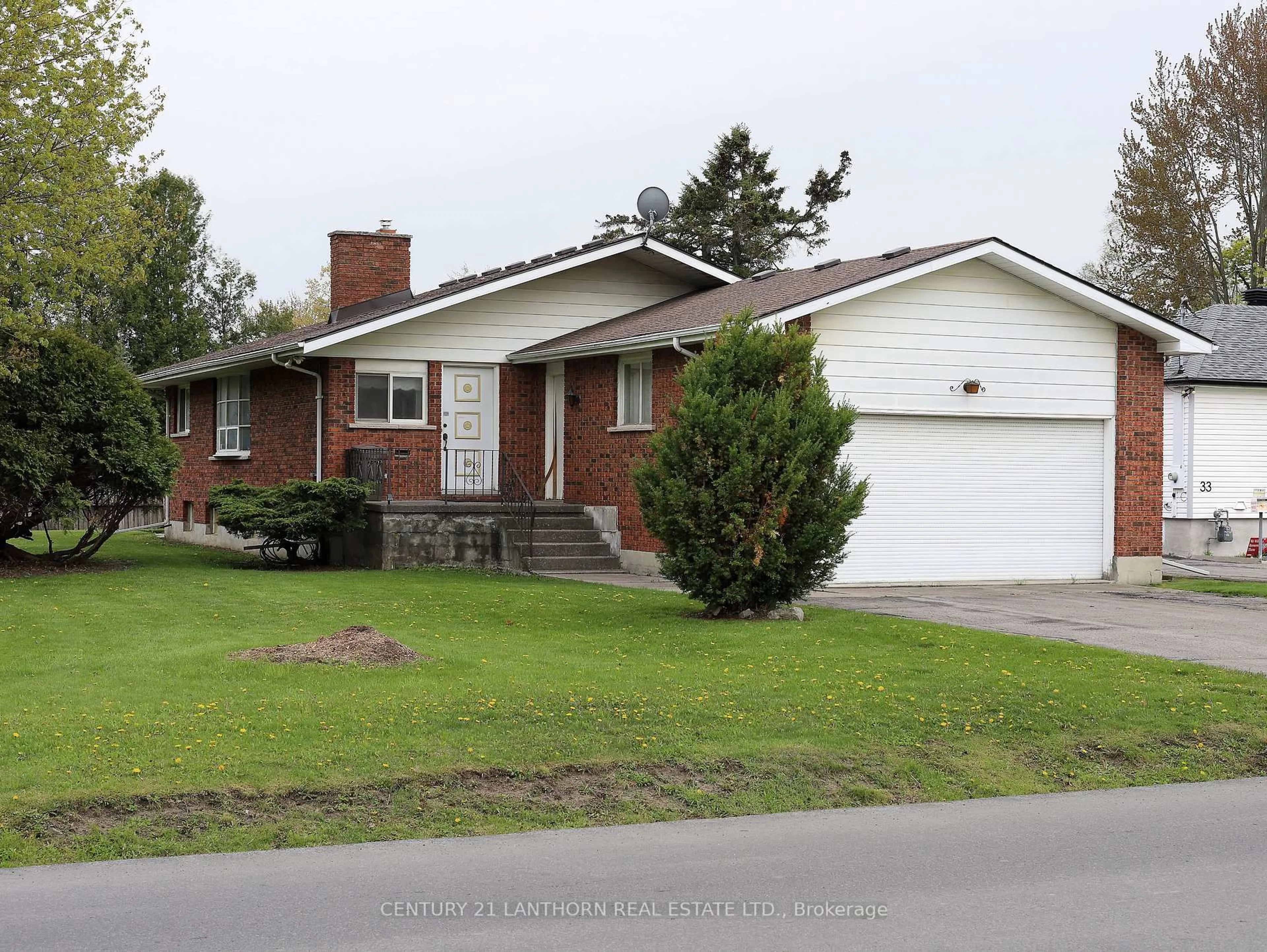 Home with brick exterior material, street for 37 Maple Dr, Belleville Ontario K8P 2P8