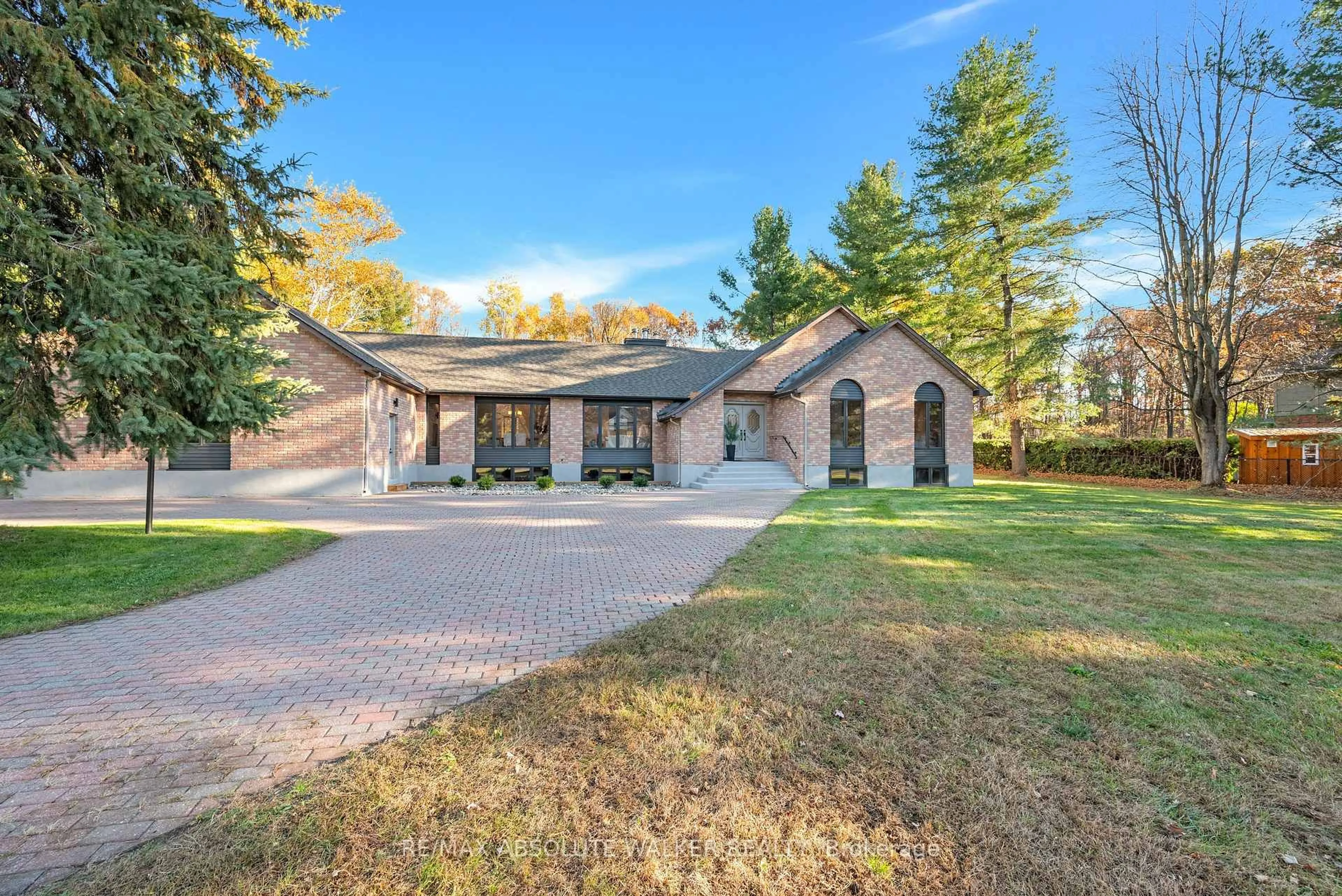 Home with brick exterior material, unknown for 108 Margaret Anne Dr, Carp Ontario K0A 1L0