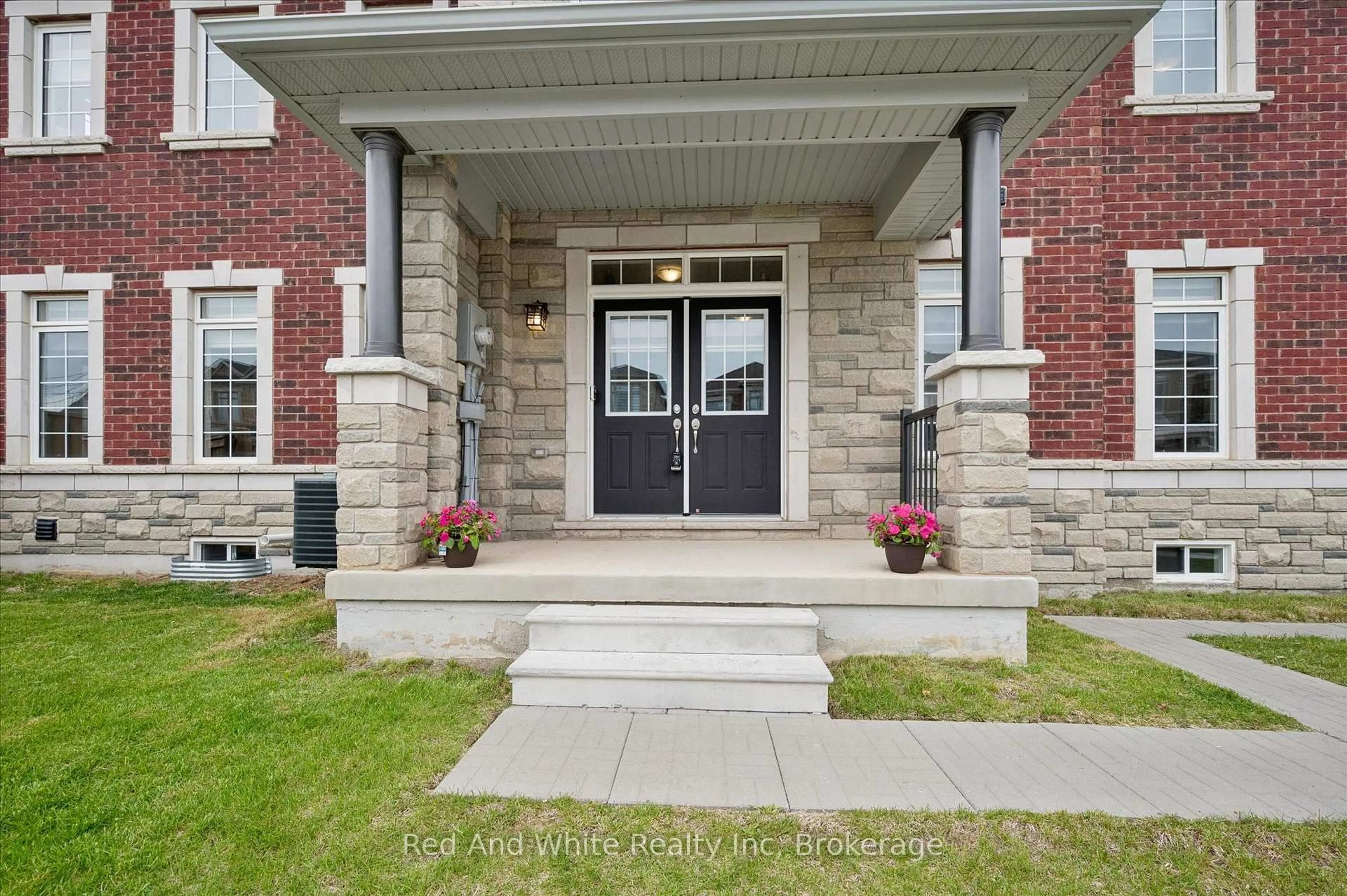 Home with brick exterior material, street for 3 Gledhill Cres, Cambridge Ontario N1R 5S2
