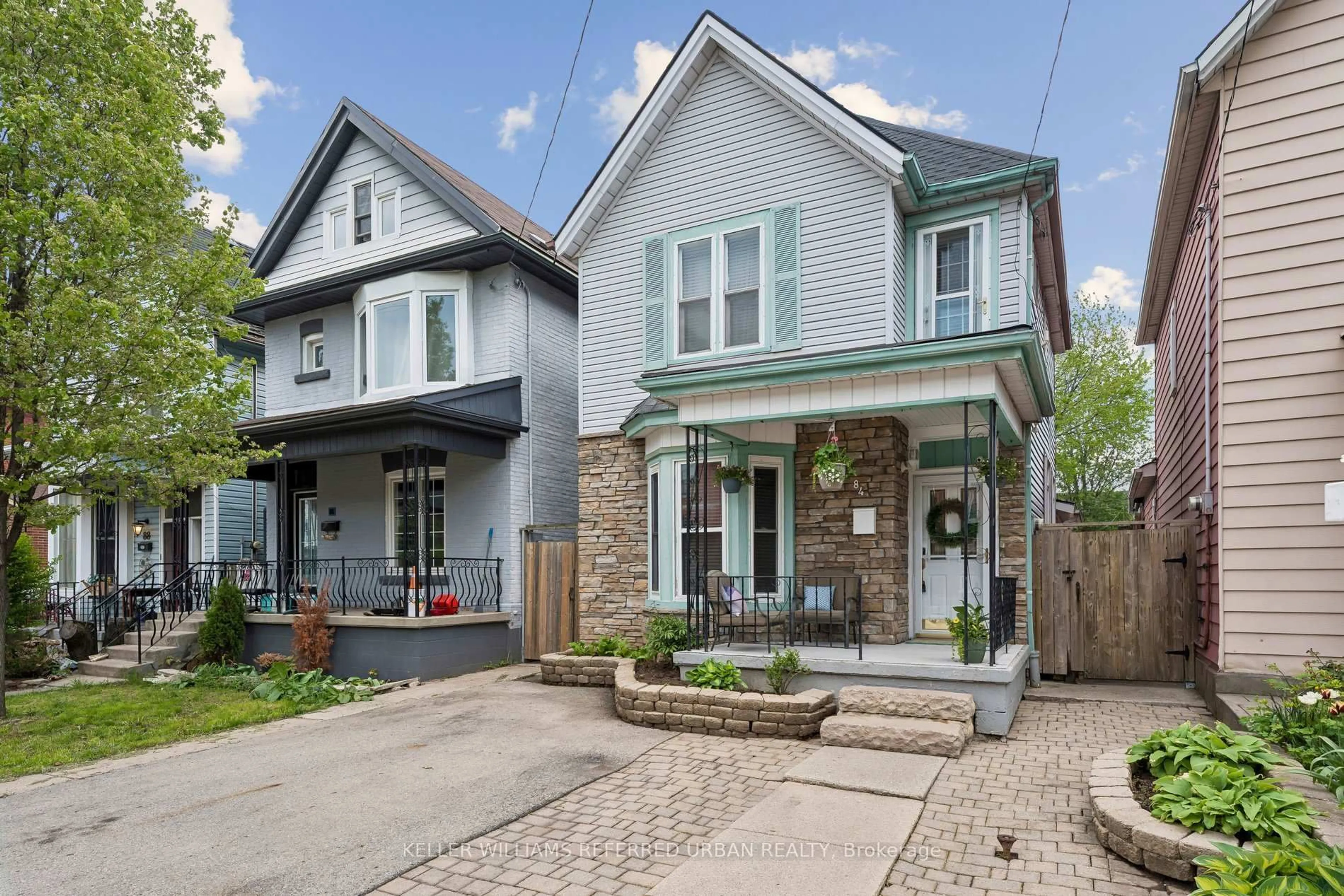 Home with brick exterior material, street for 84 Smith Ave, Hamilton Ontario L8L 5P1