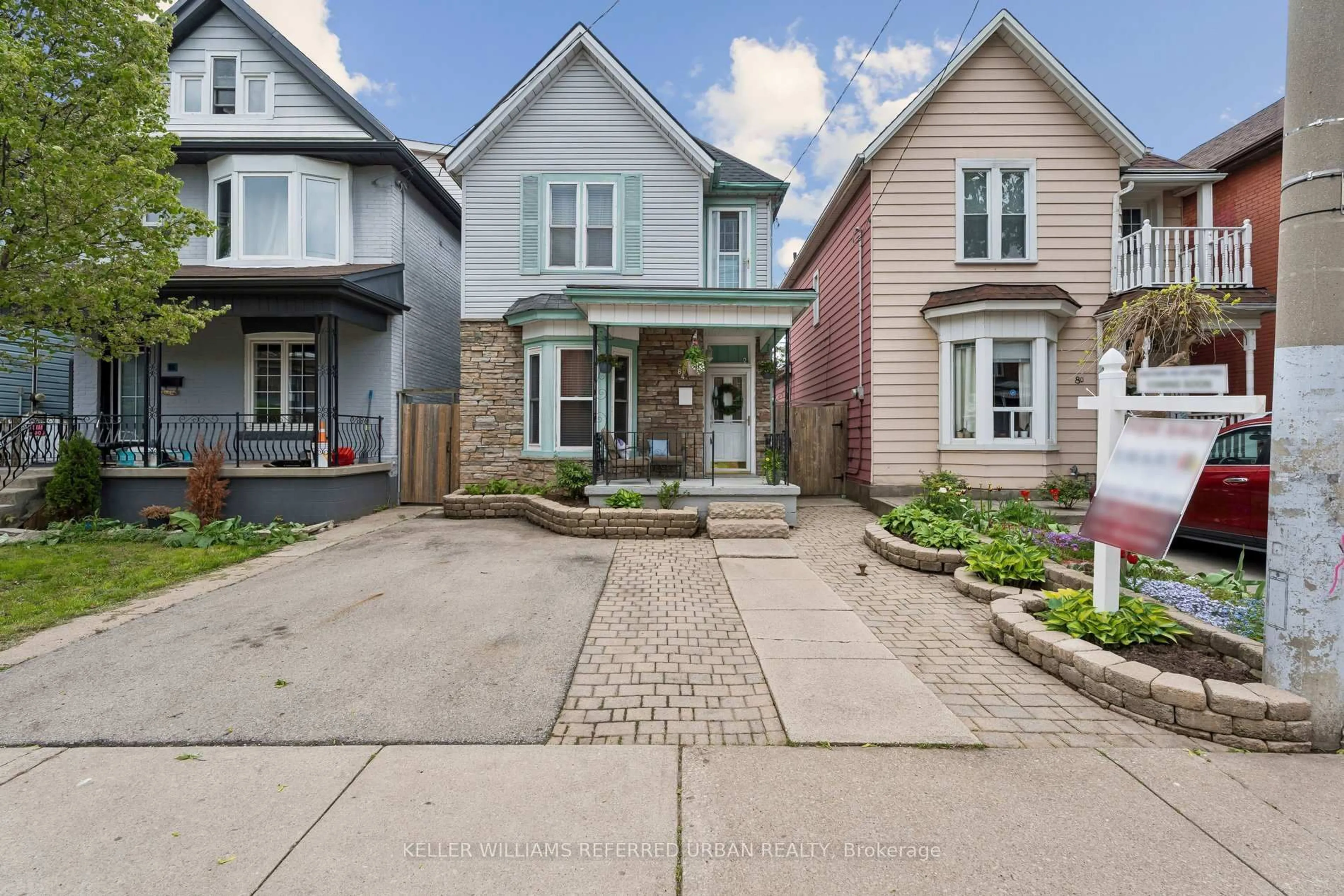 Home with brick exterior material, street for 84 Smith Ave, Hamilton Ontario L8L 5P1