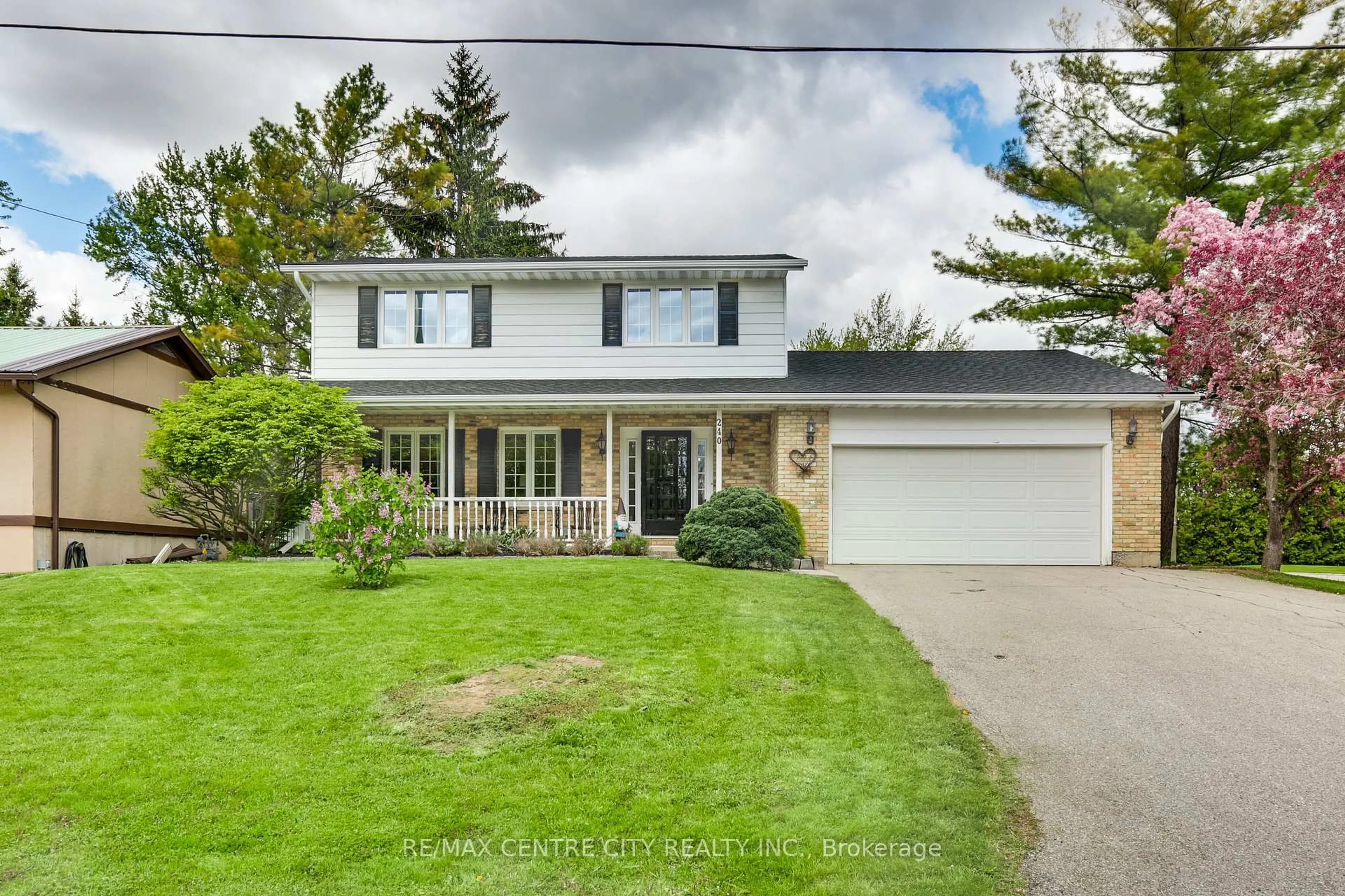 Unknown for 240 Church St, Central Elgin Ontario N0L 1B0