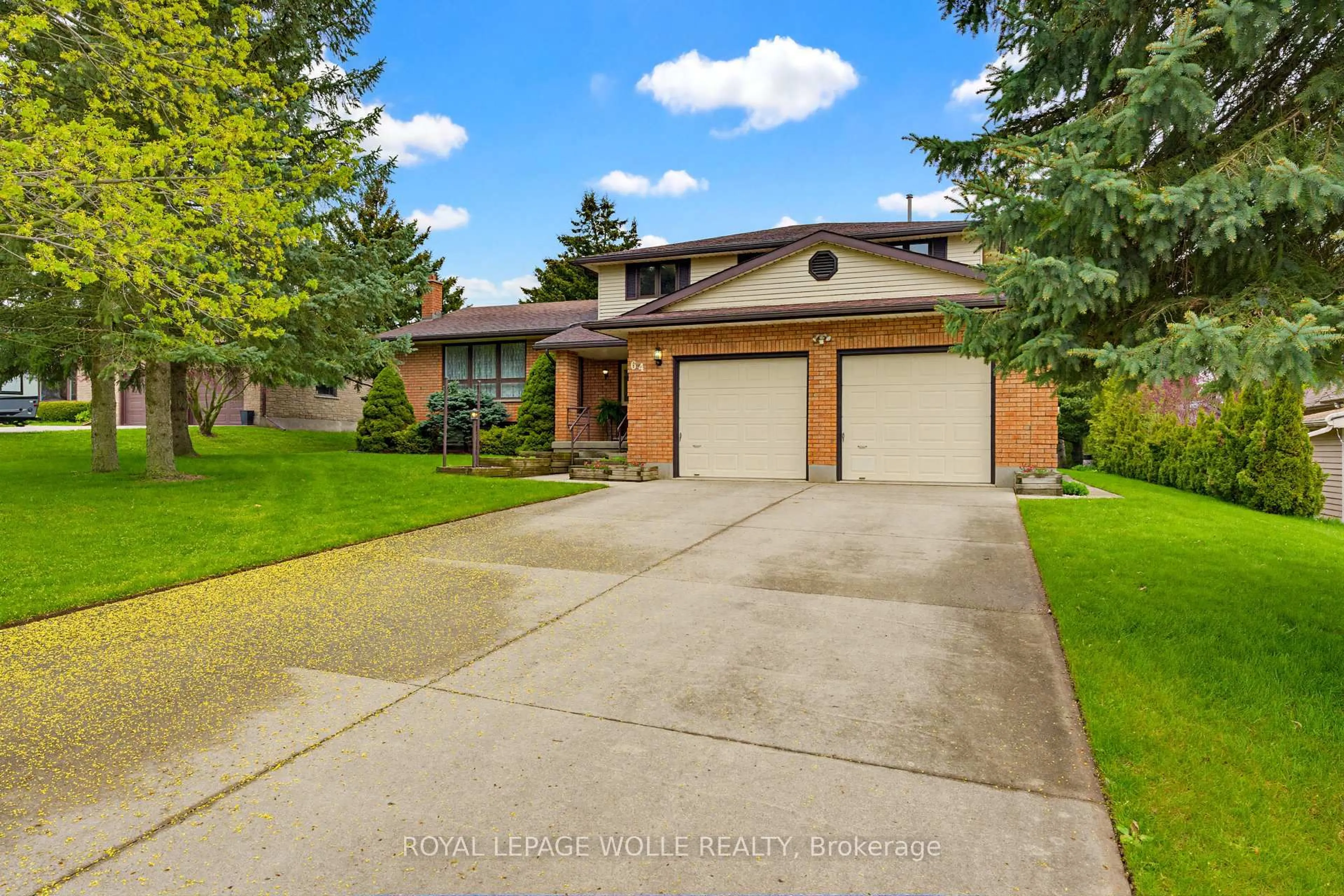Home with vinyl exterior material, street for 64 Hilltop Crt, Wellesley Ontario N0B 2M1