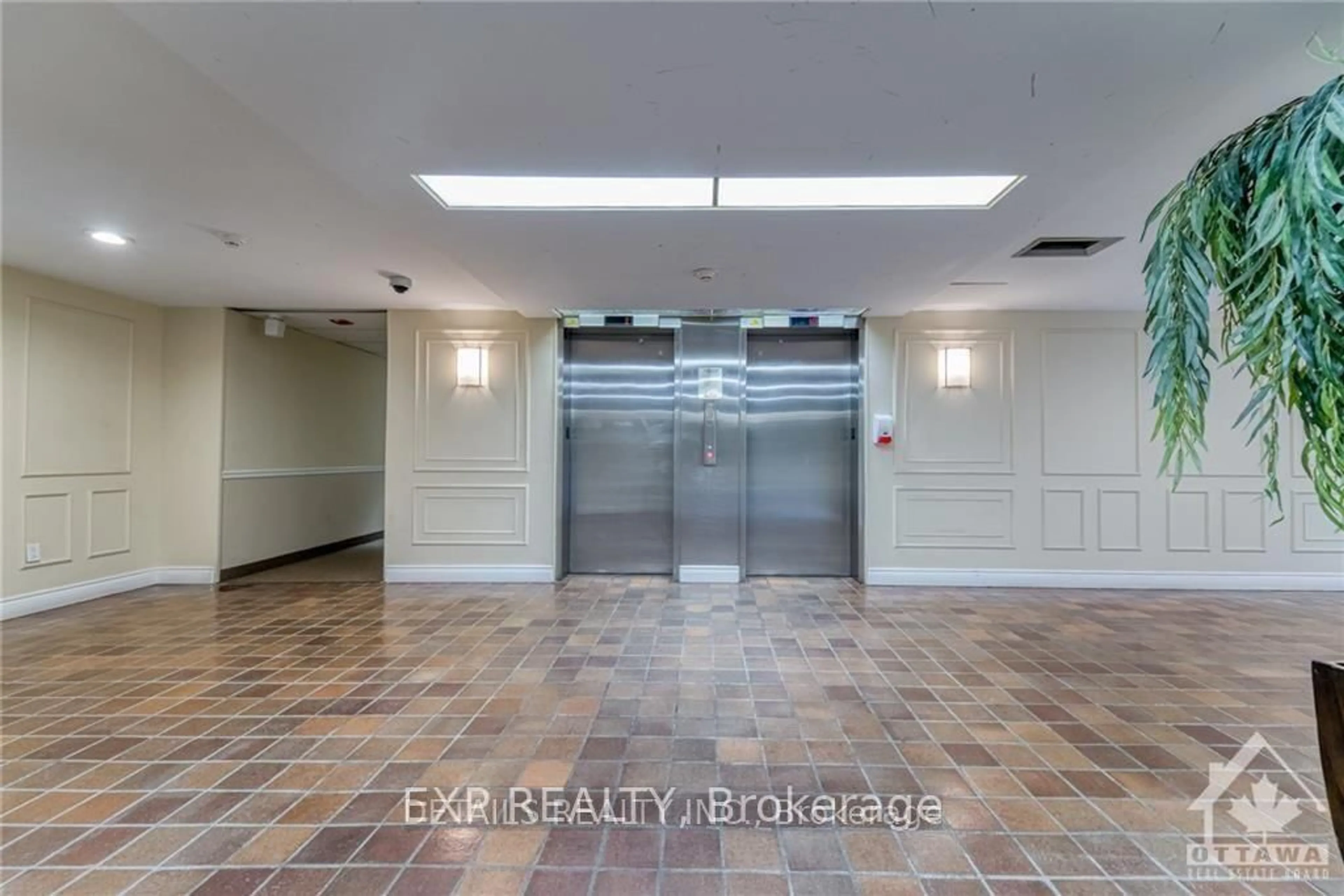Unknown for 1356 MEADOWLANDS Dr #604, Ottawa Ontario K2E 6K6