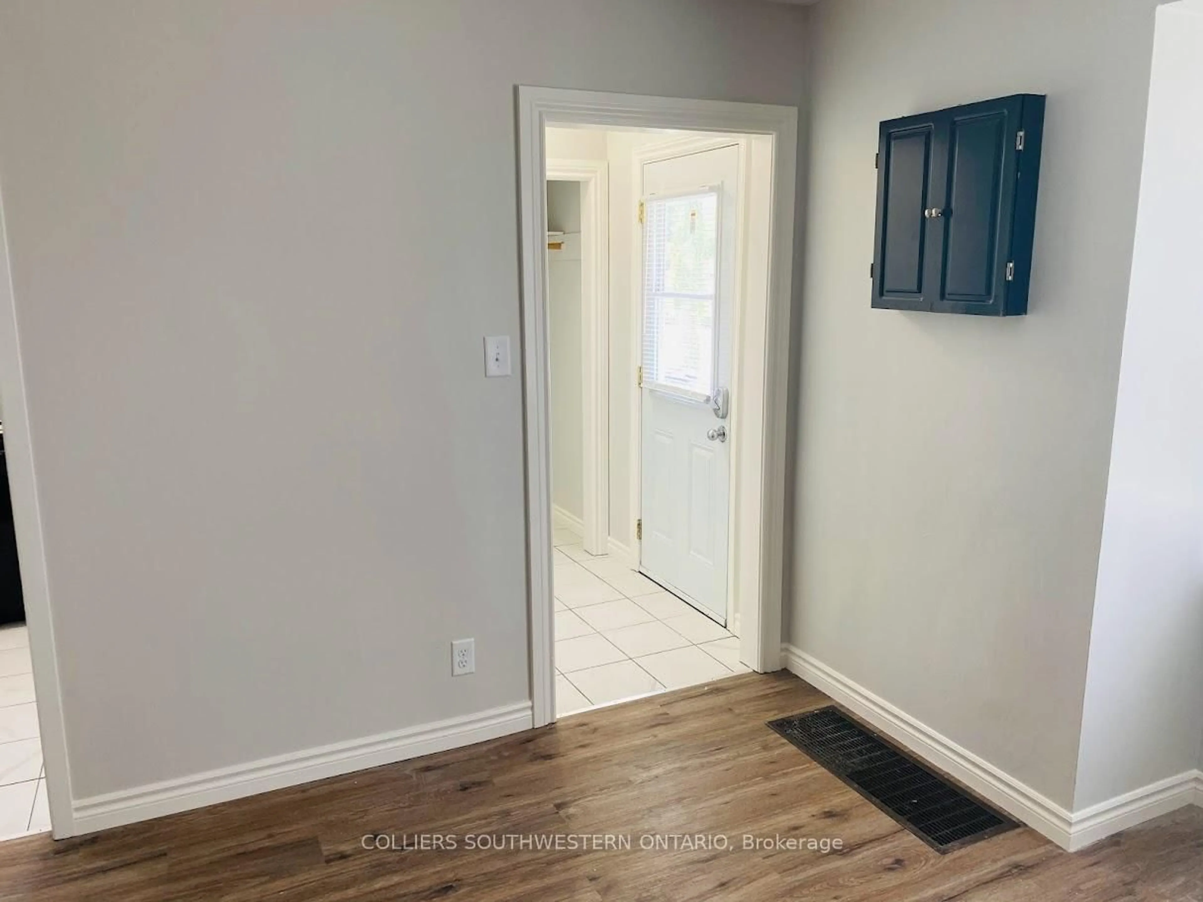 A pic of a room for 1237 Landor St, London East Ontario N5Y 3W2
