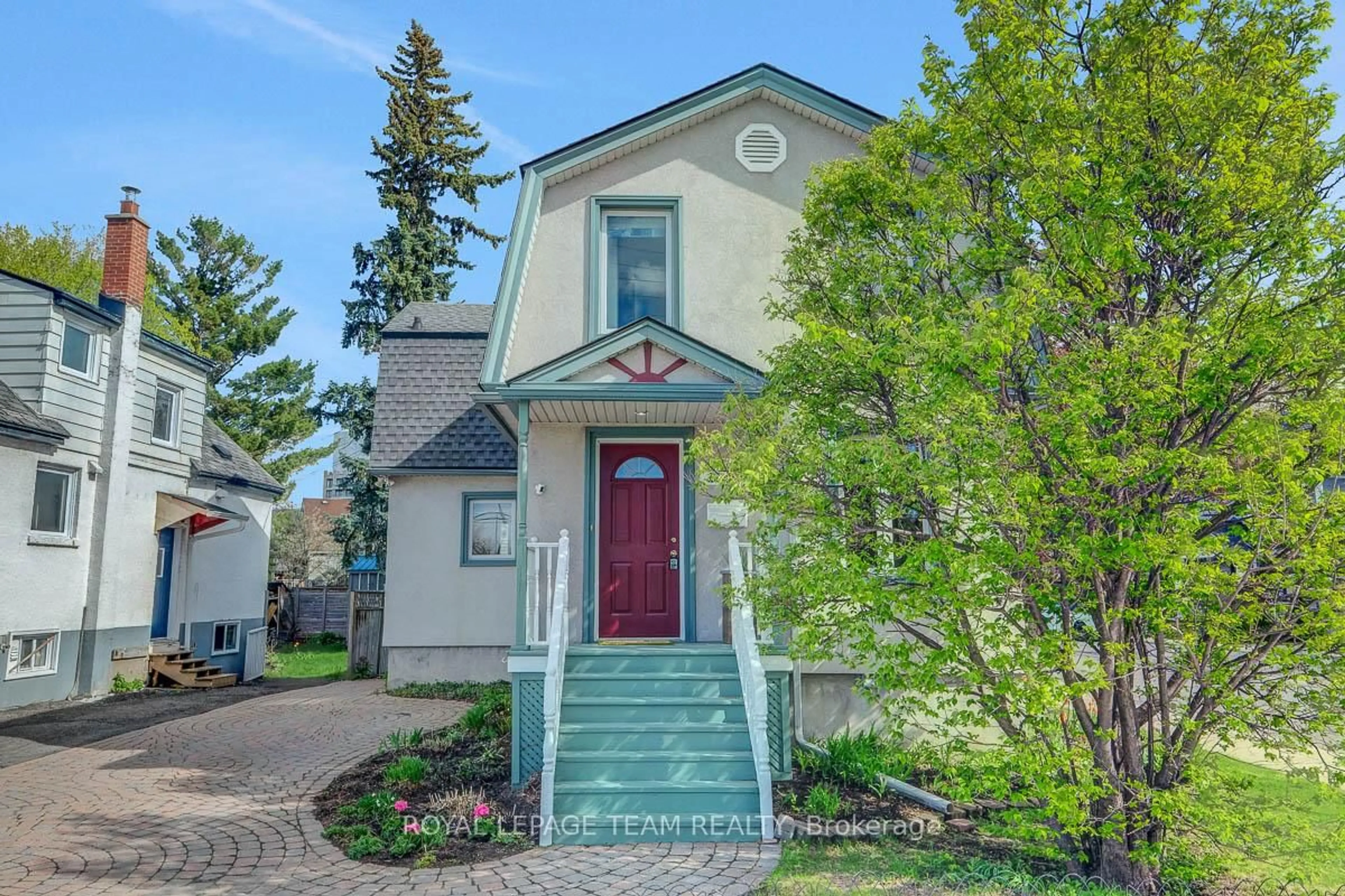Home with vinyl exterior material, street for 1826 Scott St, Ottawa Ontario K1Y 2N8