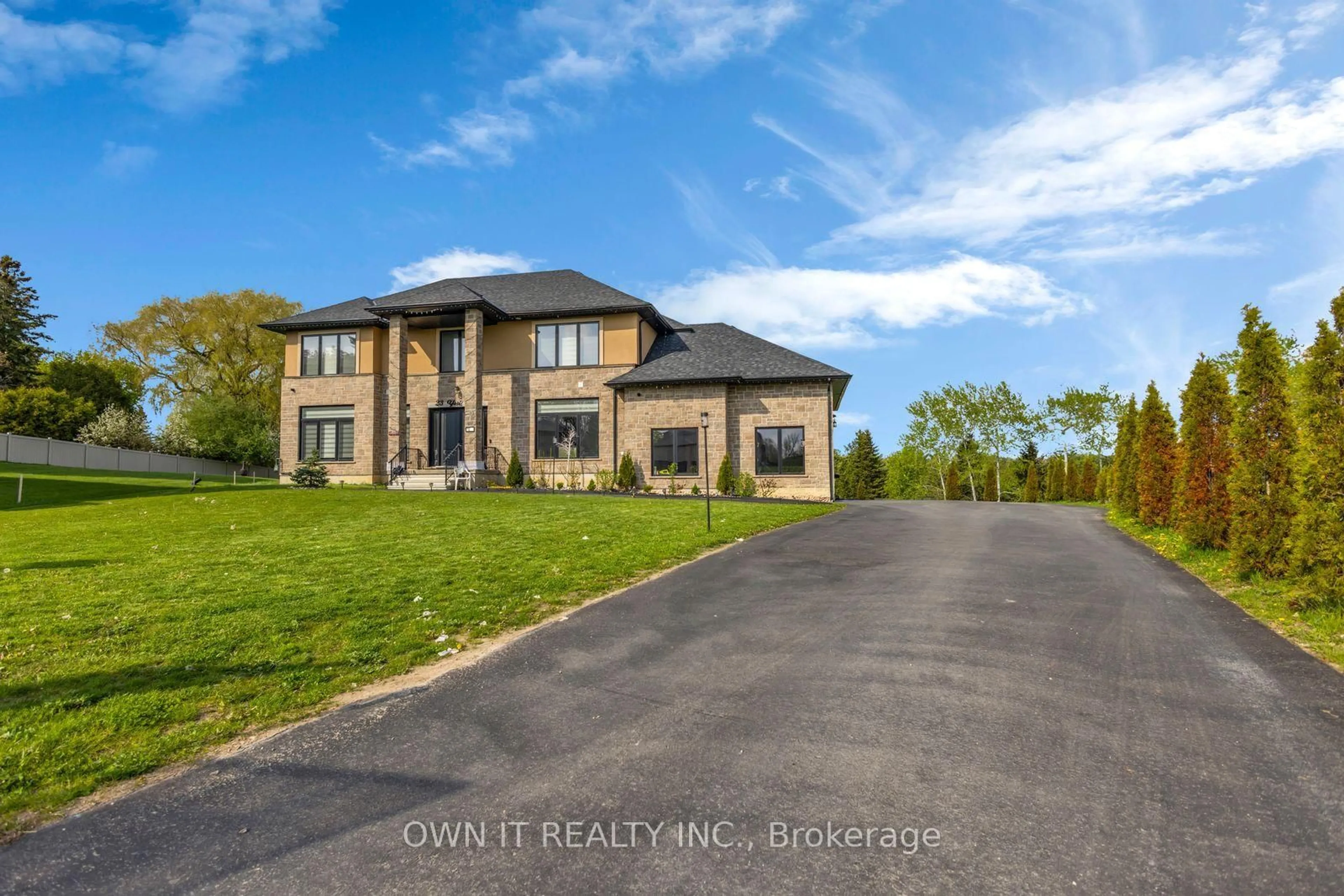 A pic from outside/outdoor area/front of a property/back of a property/a pic from drone, water/lake/river/ocean view for 23 YARL Pl, Guelph/Eramosa Ontario N1E 0P4