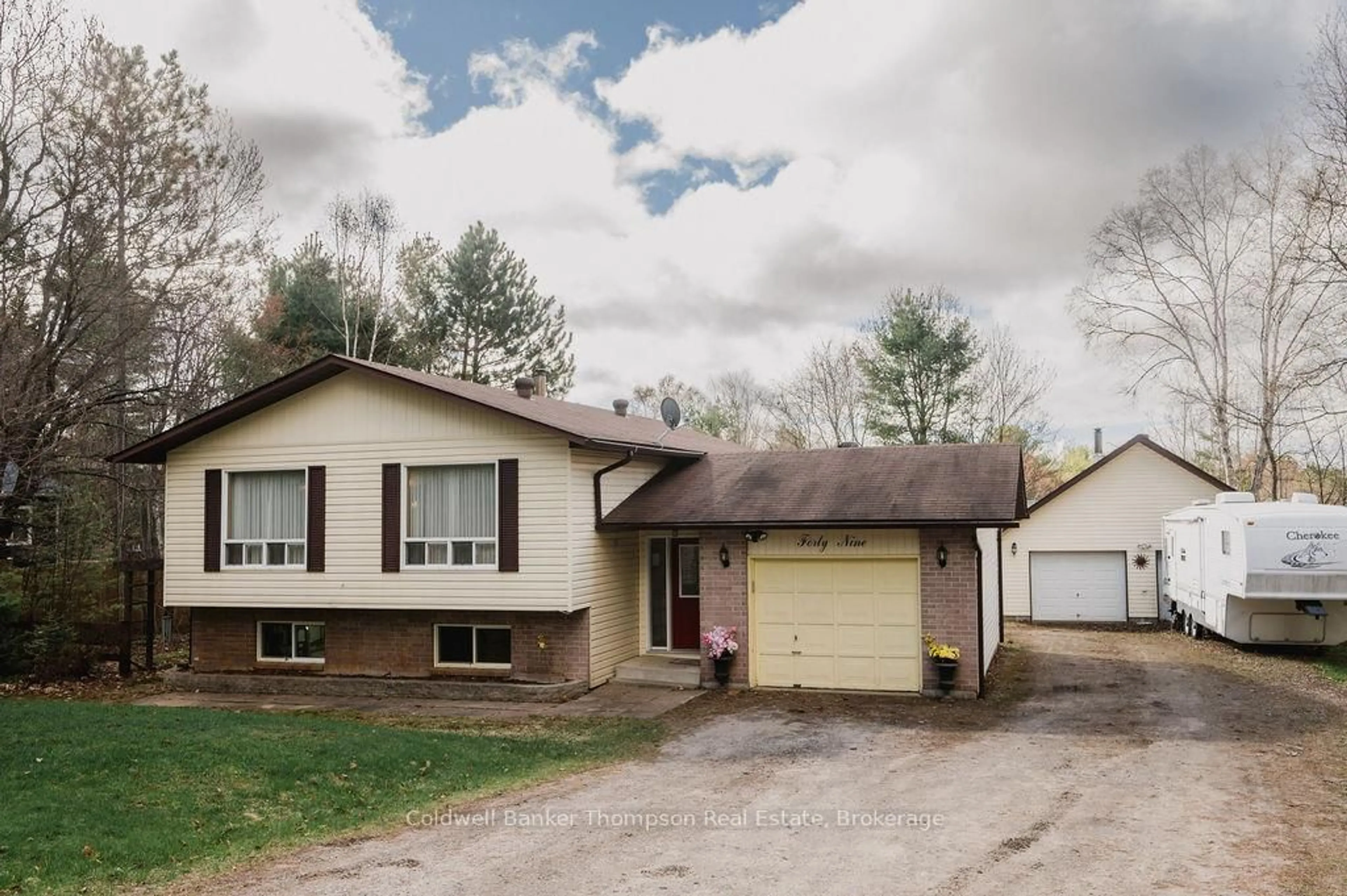 Unknown for 49 High St, Sundridge Ontario P0A 1Z0