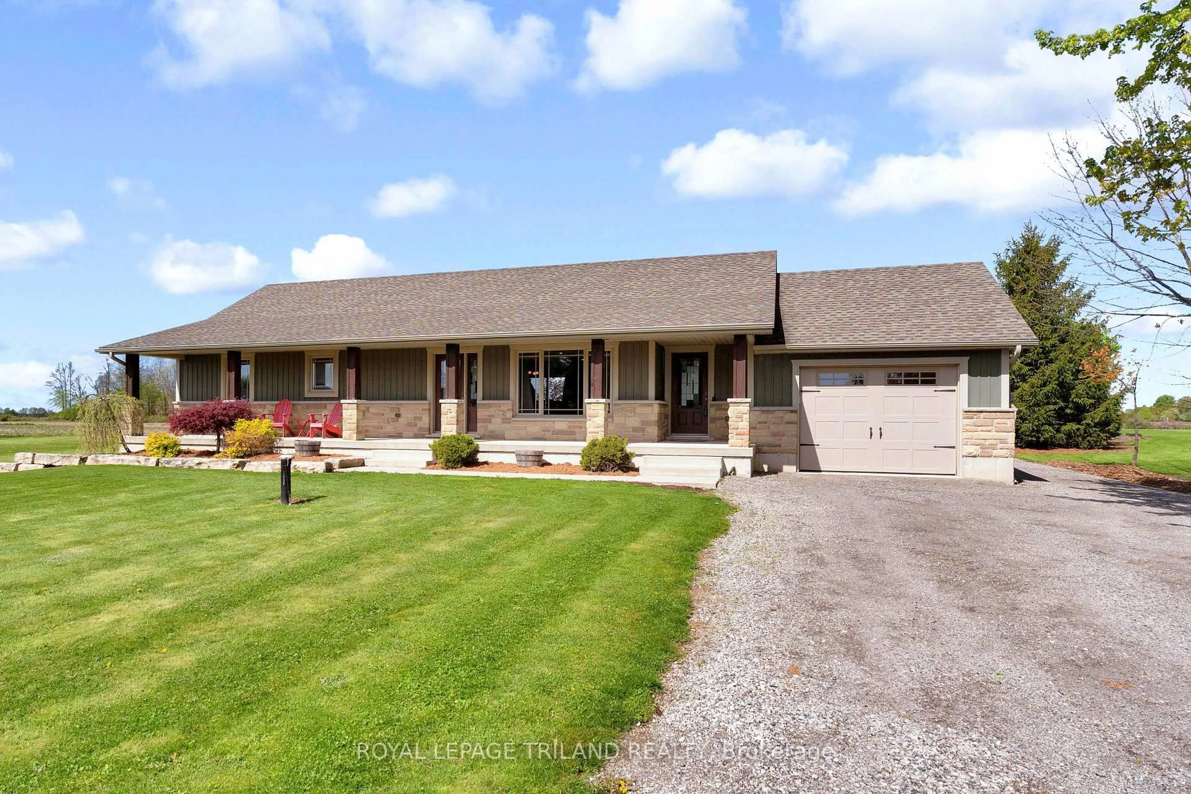 A pic from outside/outdoor area/front of a property/back of a property/a pic from drone, street for 11603 Springfield Rd, Aylmer Ontario N0L 2J0