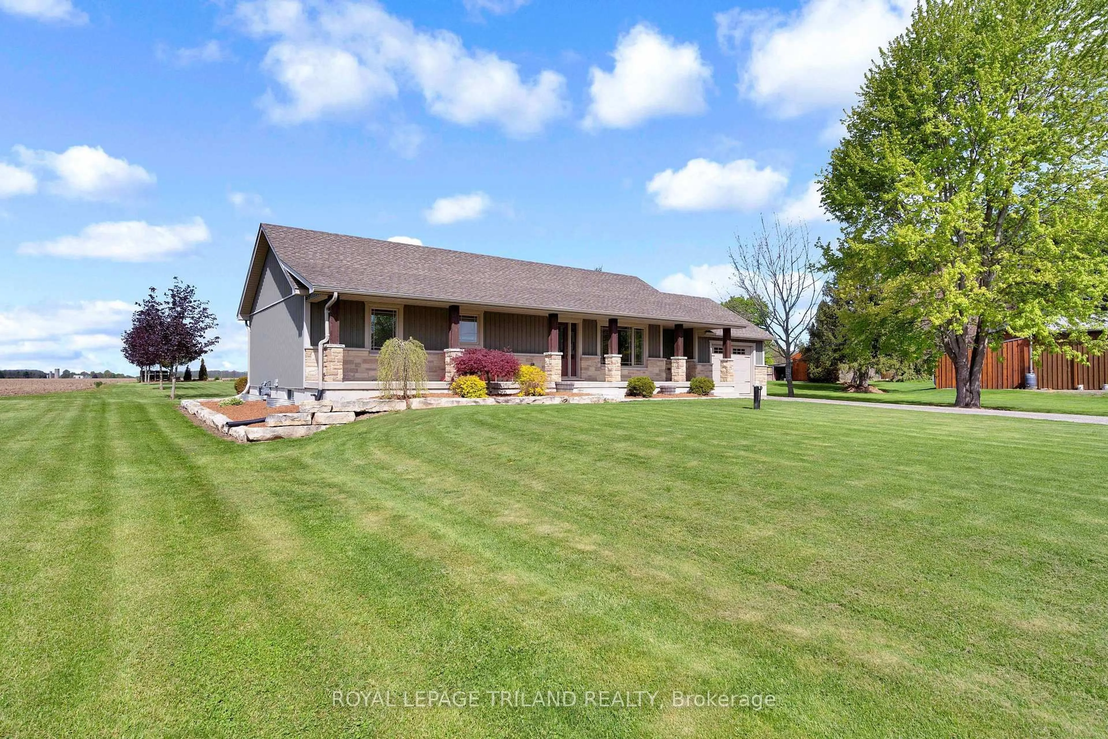A pic from outside/outdoor area/front of a property/back of a property/a pic from drone, water/lake/river/ocean view for 11603 Springfield Rd, Aylmer Ontario N0L 2J0