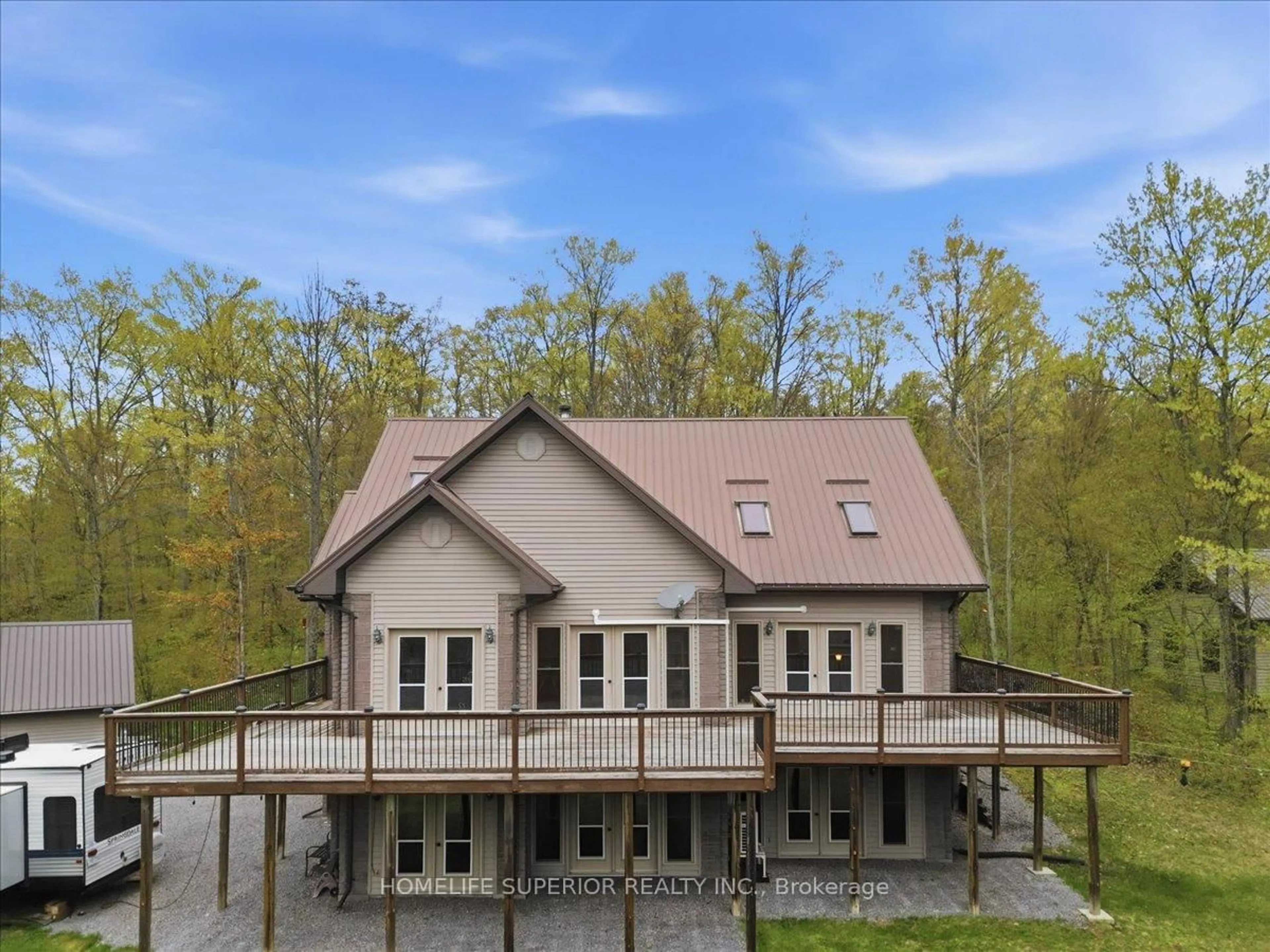 A pic from outside/outdoor area/front of a property/back of a property/a pic from drone, building for 1513 Cordova Rd, Limoges Ontario K0K 2M0