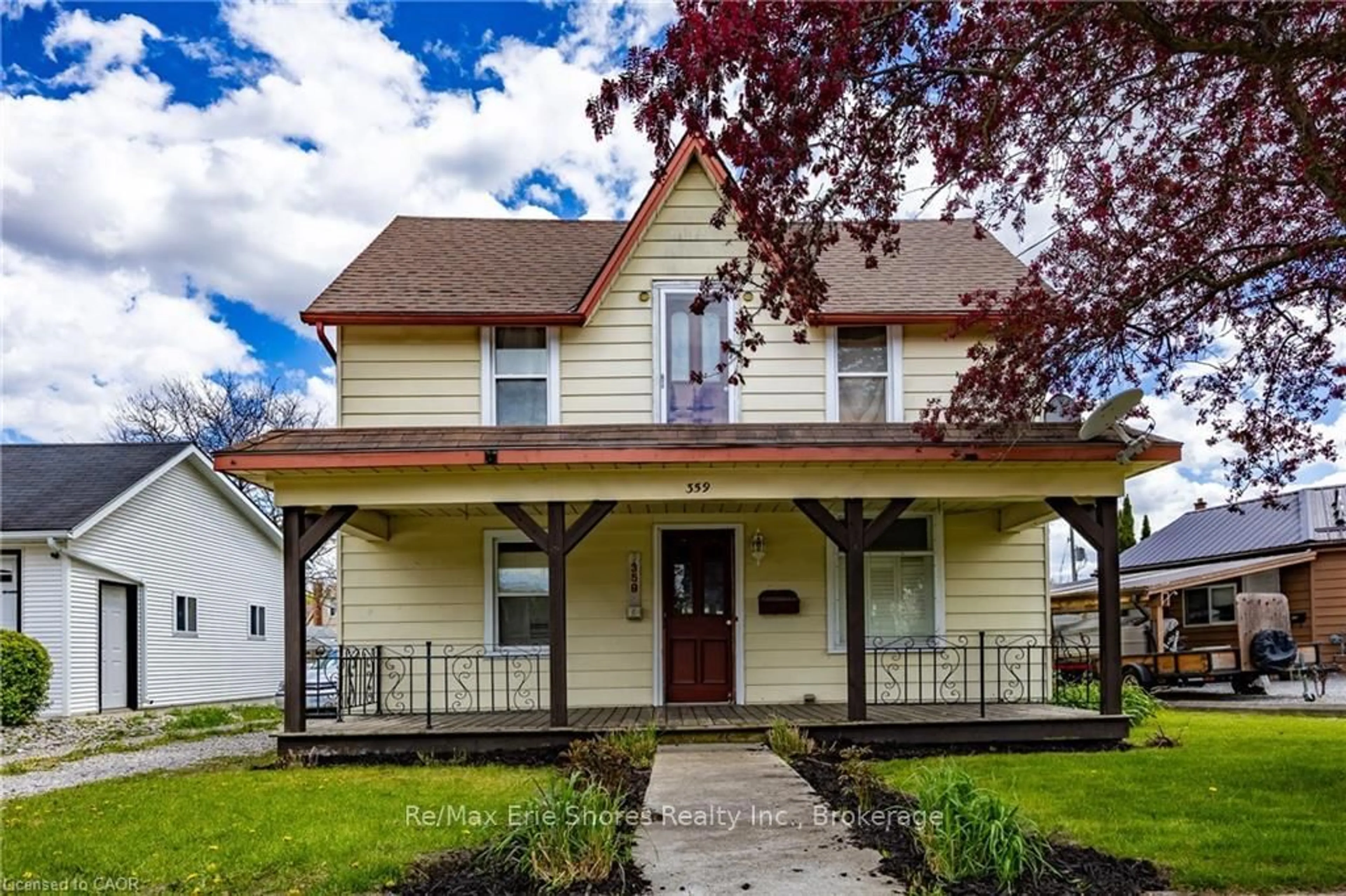 Home with vinyl exterior material, street for 359 Main St, Norfolk Ontario N4B 2M9