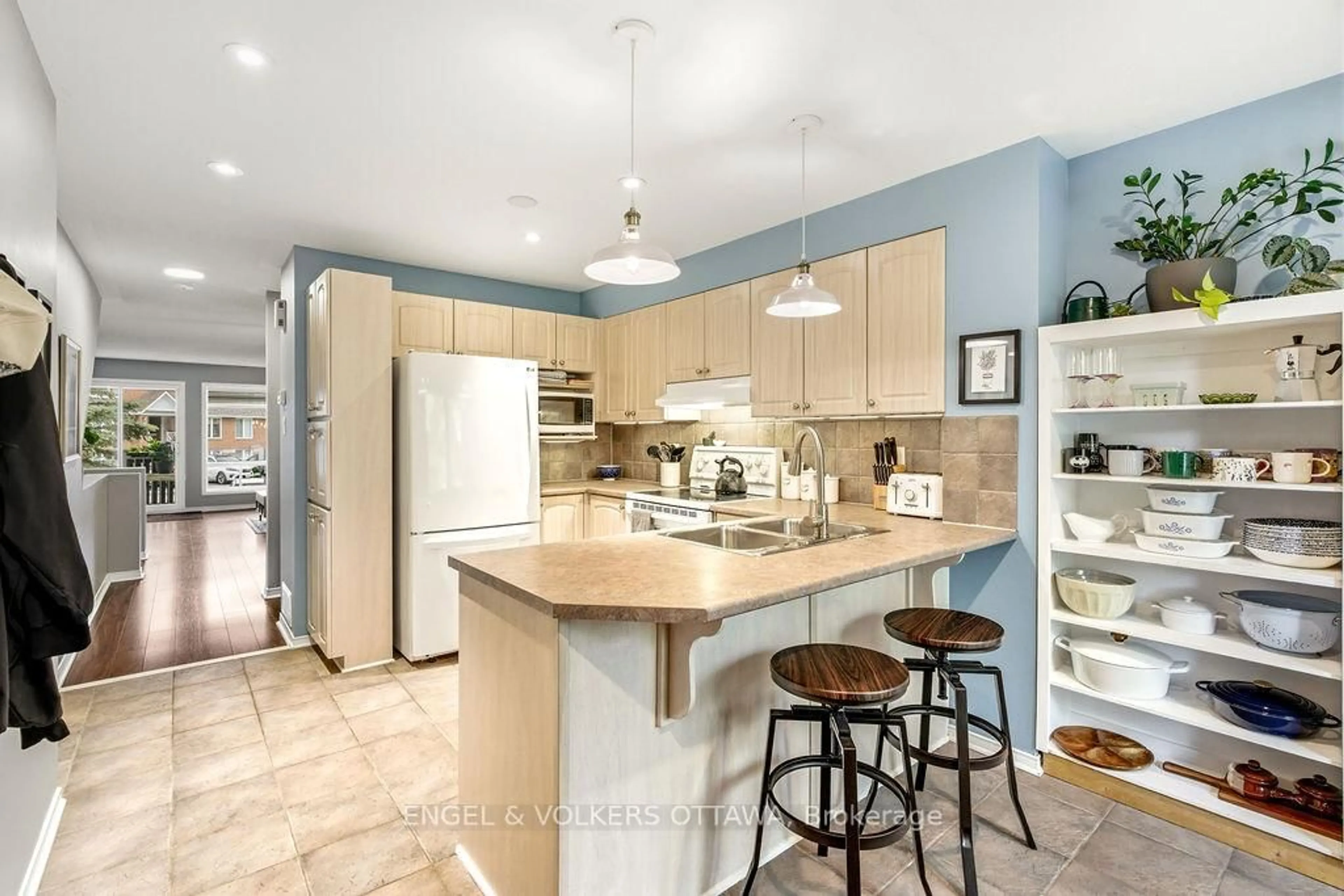 Open concept kitchen, ceramic/tile floor for 2230 Bois Vert Pl, Ottawa Ontario K4A 4T7