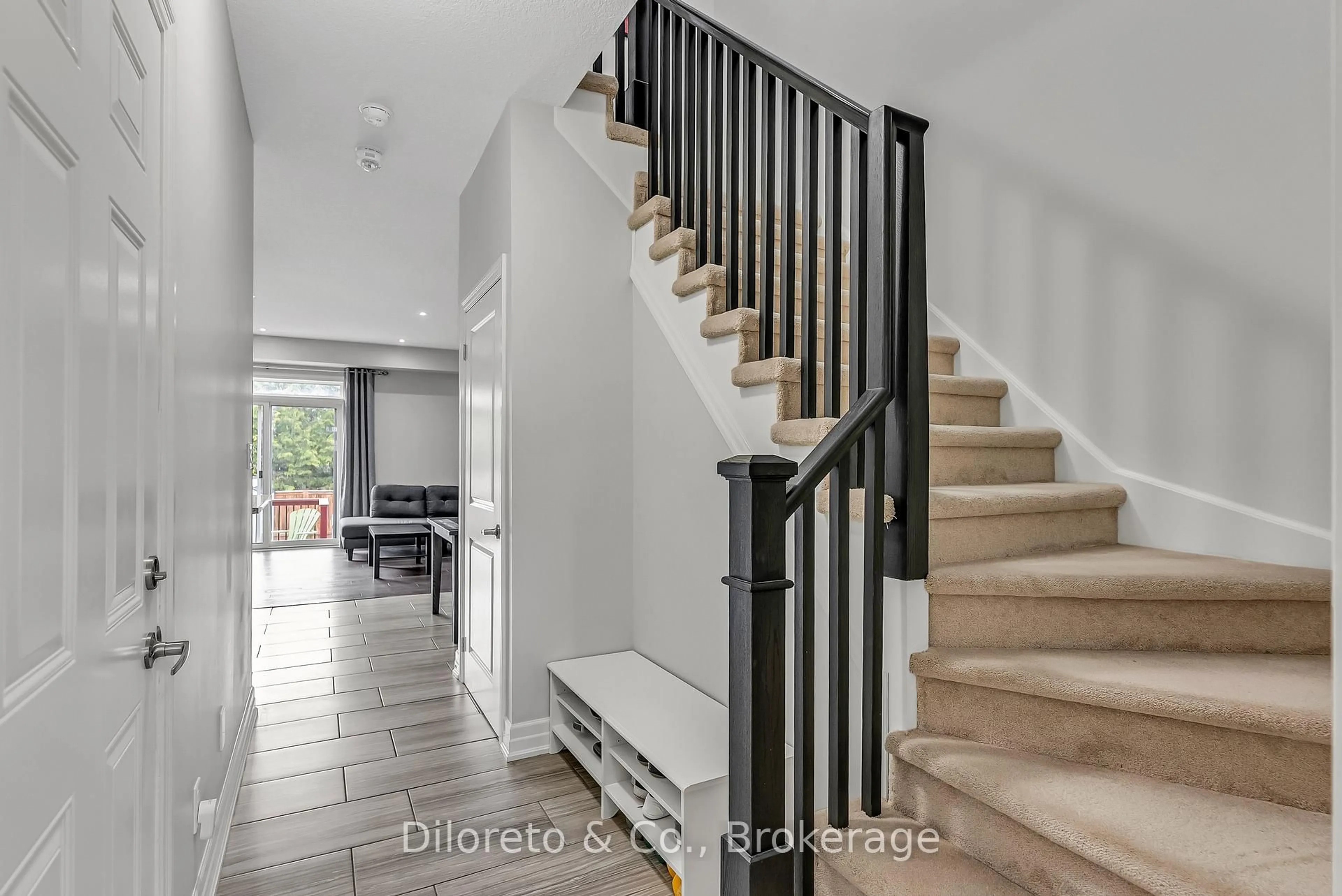 Stairs for 158 Law Dr, Guelph Ontario N1E 0H5