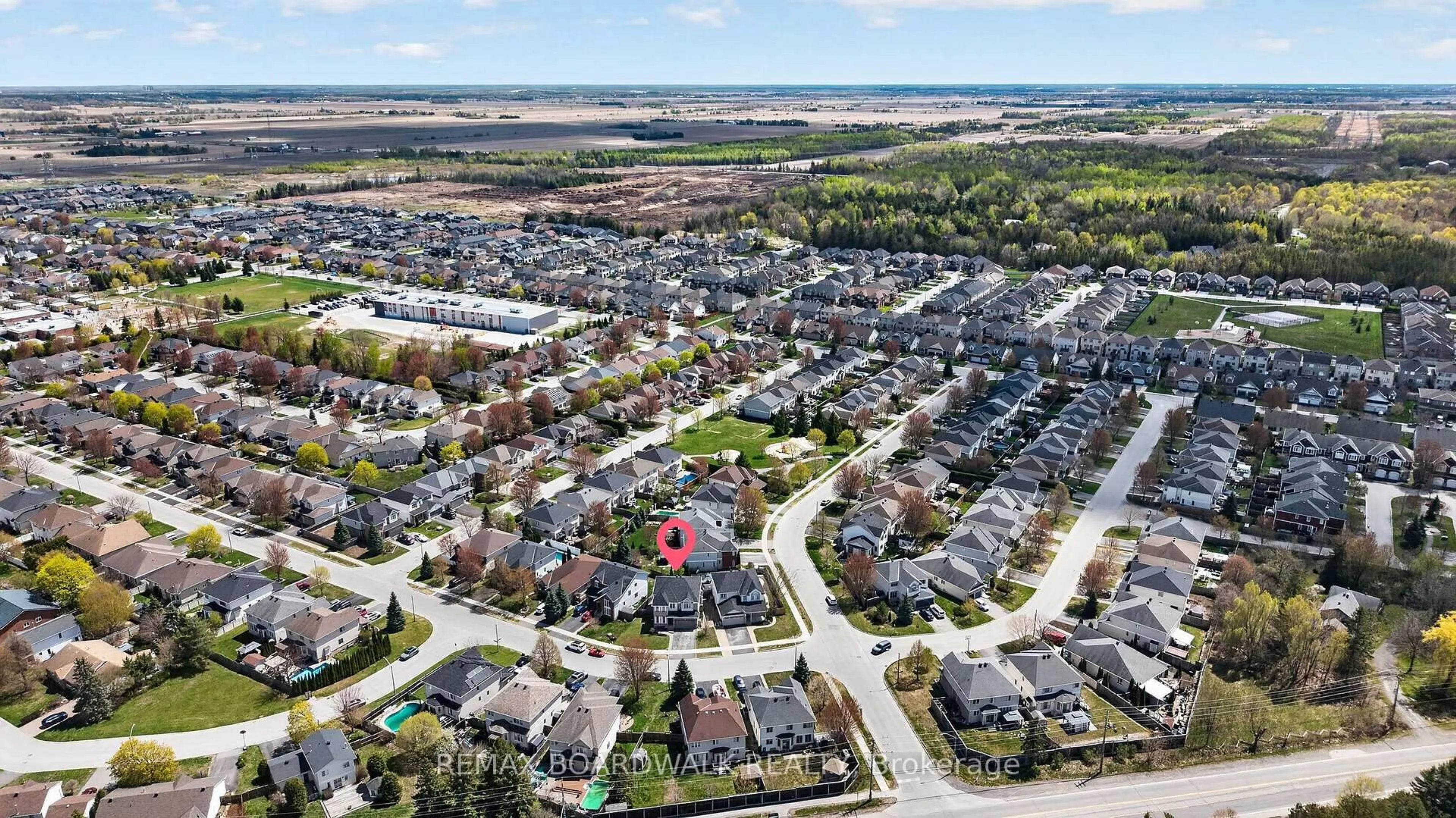 A pic from outside/outdoor area/front of a property/back of a property/a pic from drone, street for 64 Baywood Dr, Ottawa Ontario K2S 2H5