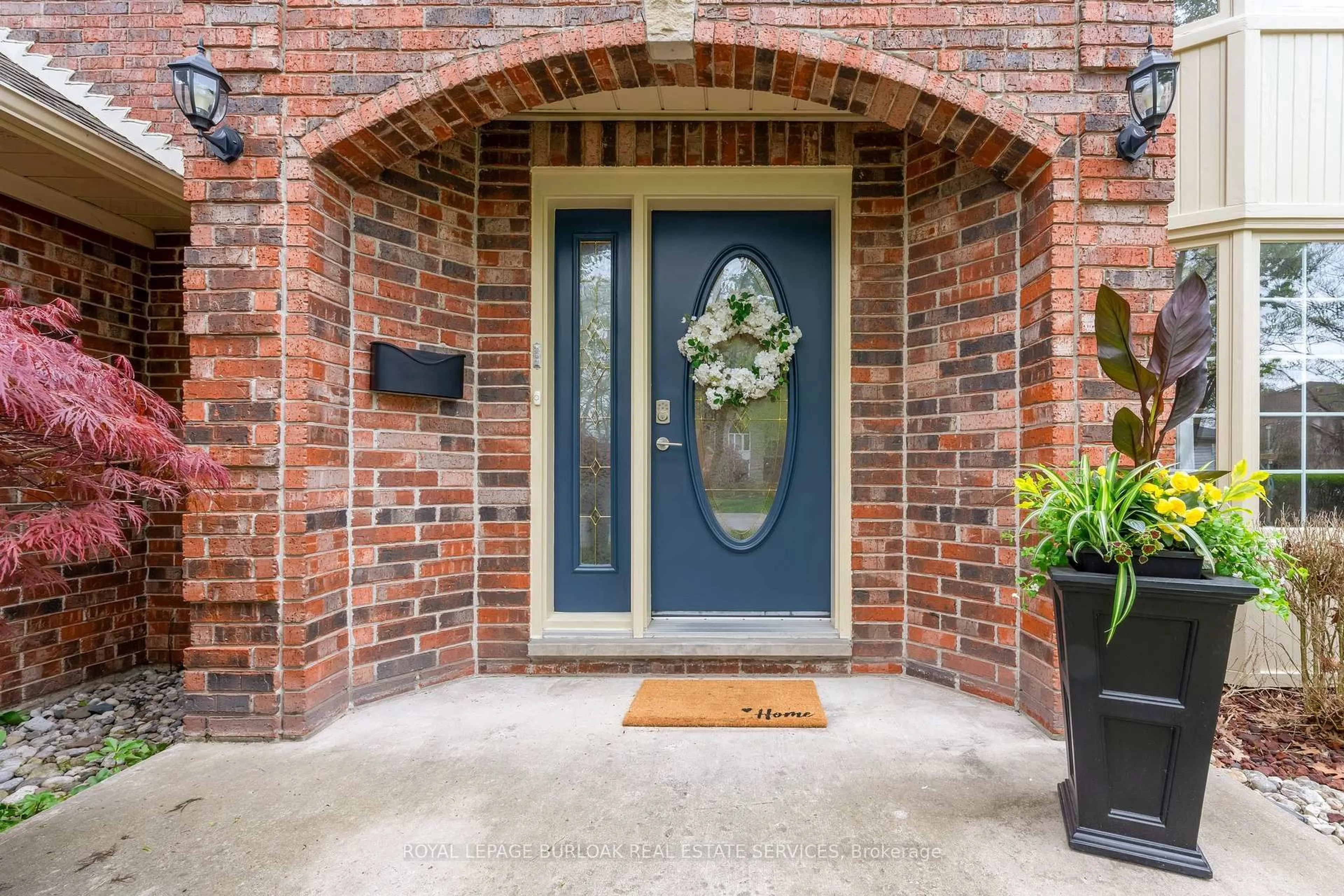 Home with brick exterior material, street for 107 Garden Ave, Hamilton Ontario L9G 4V9
