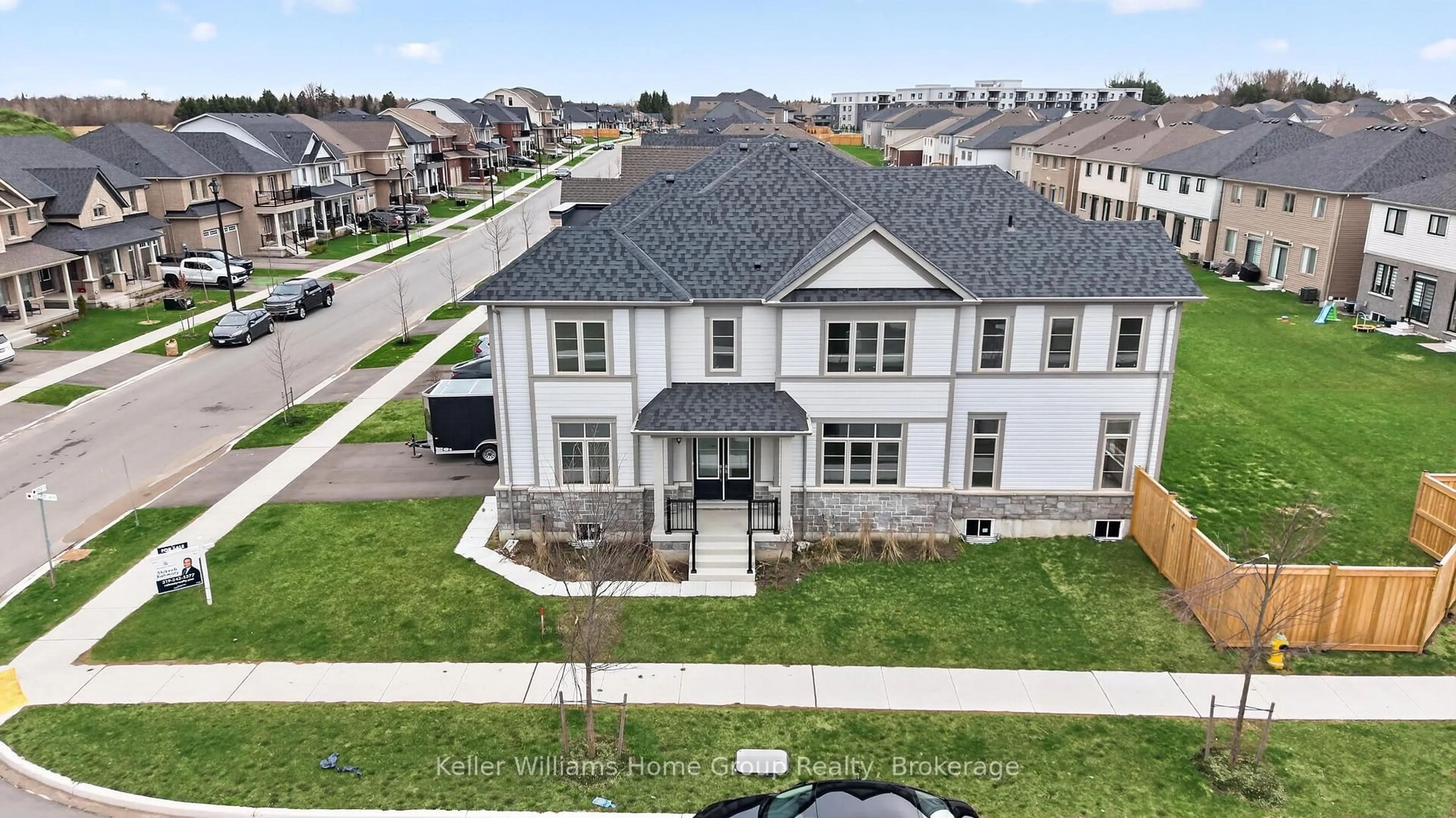 A pic from outside/outdoor area/front of a property/back of a property/a pic from drone, street for 179 Rea Dr, Centre Wellington Ontario N1M 0H1
