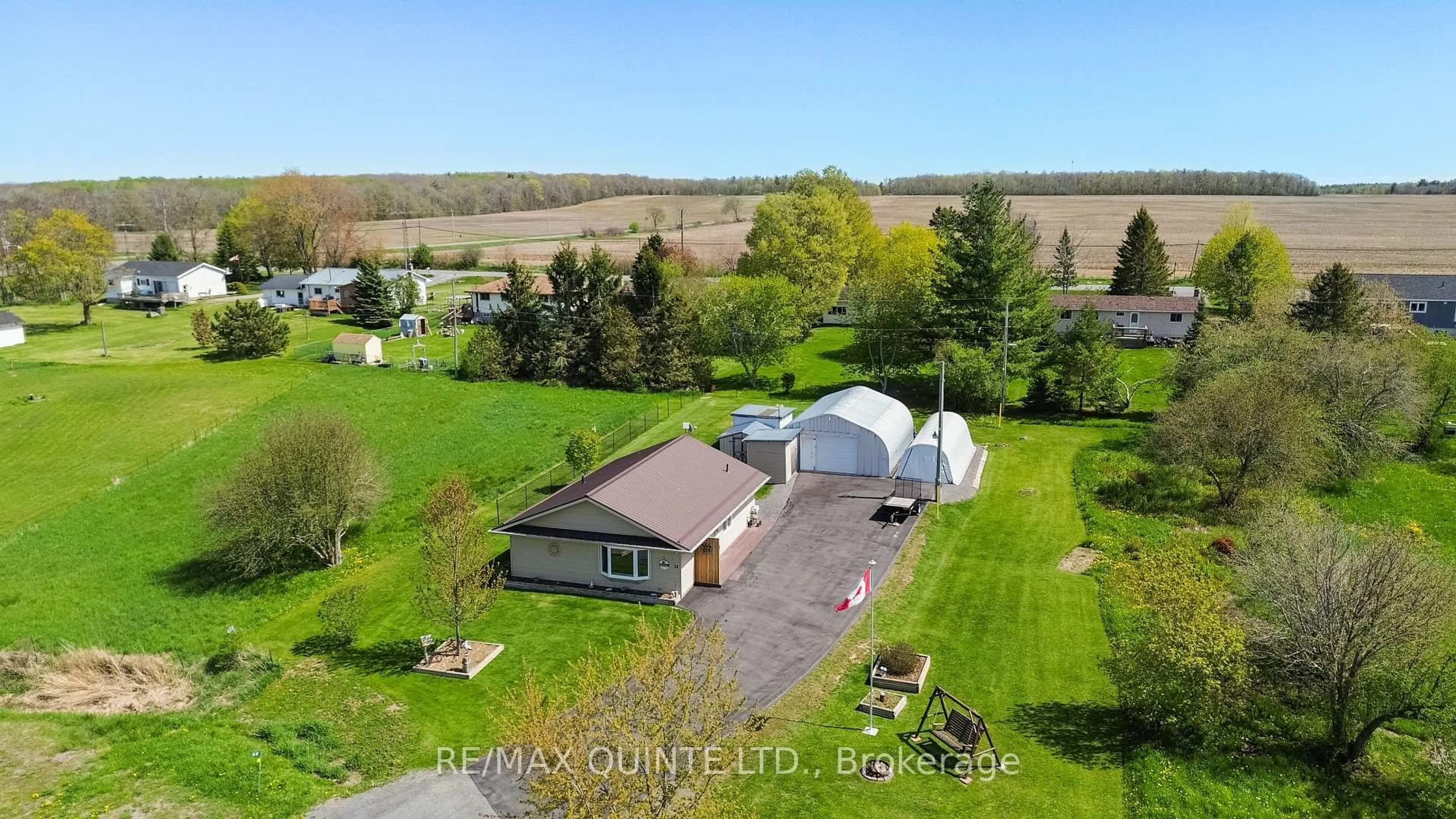 A pic from outside/outdoor area/front of a property/back of a property/a pic from drone, water/lake/river/ocean view for 32 Dorland Dr, Napanee Ontario K7R 3K7