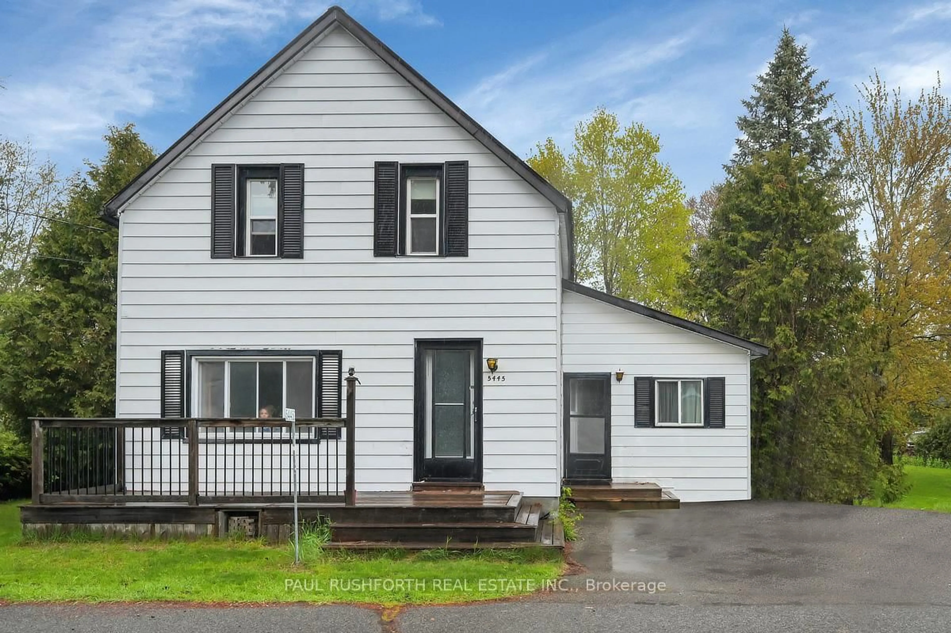 Home with vinyl exterior material, street for 5445 Otto St, Osgoode Ontario K0A 2W0