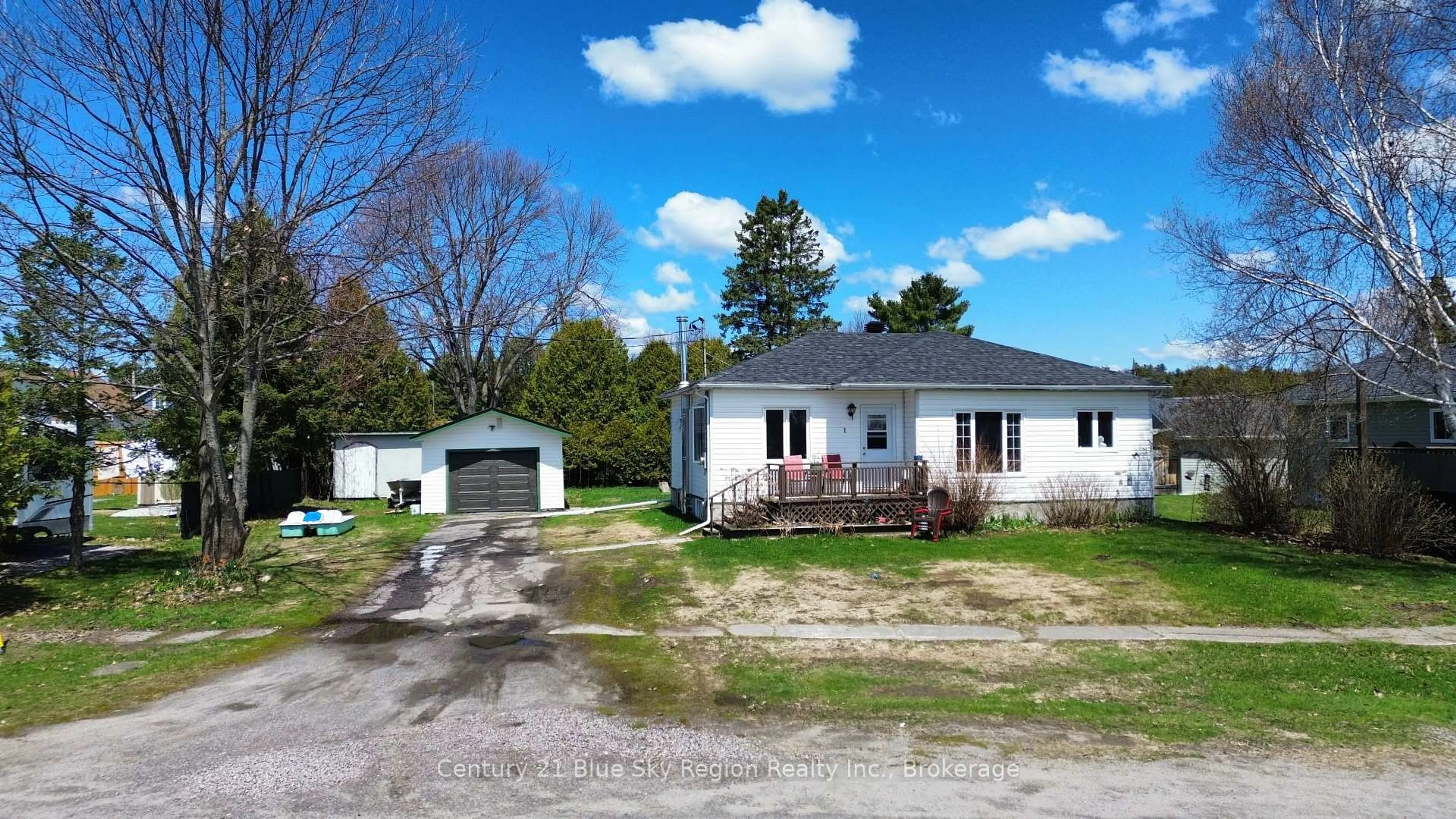 A pic from outside/outdoor area/front of a property/back of a property/a pic from drone, street for 21 Gingras Ave, West Nipissing Ontario P0H 2M0