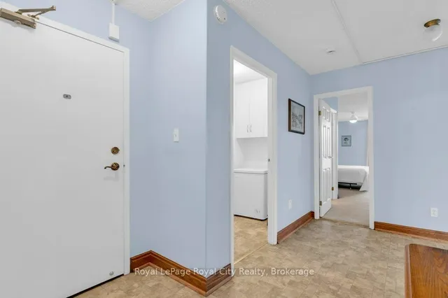 19 Woodlawn Rd #614, Guelph 5