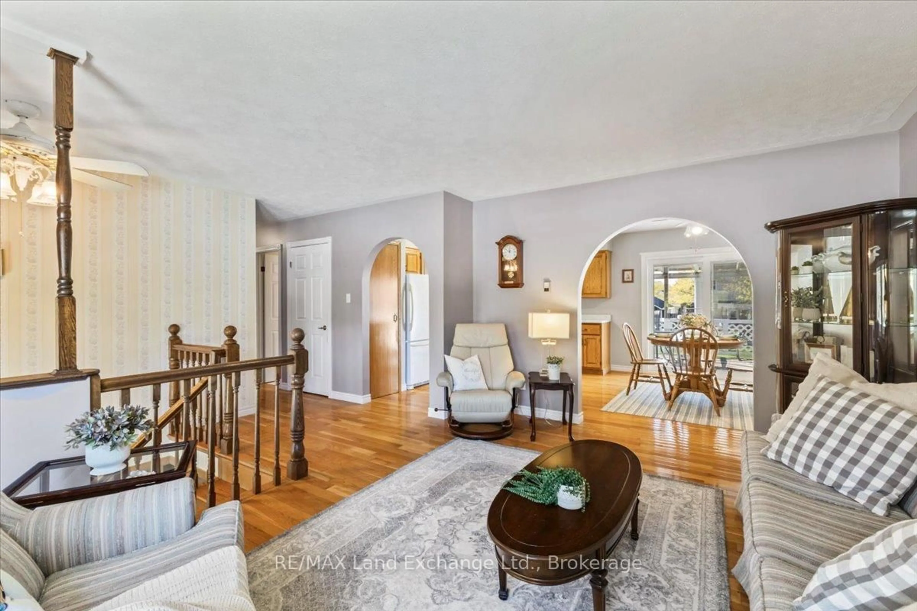 Living room with furniture, unknown for 542 Green St, Saugeen Shores Ontario N0H 2C0
