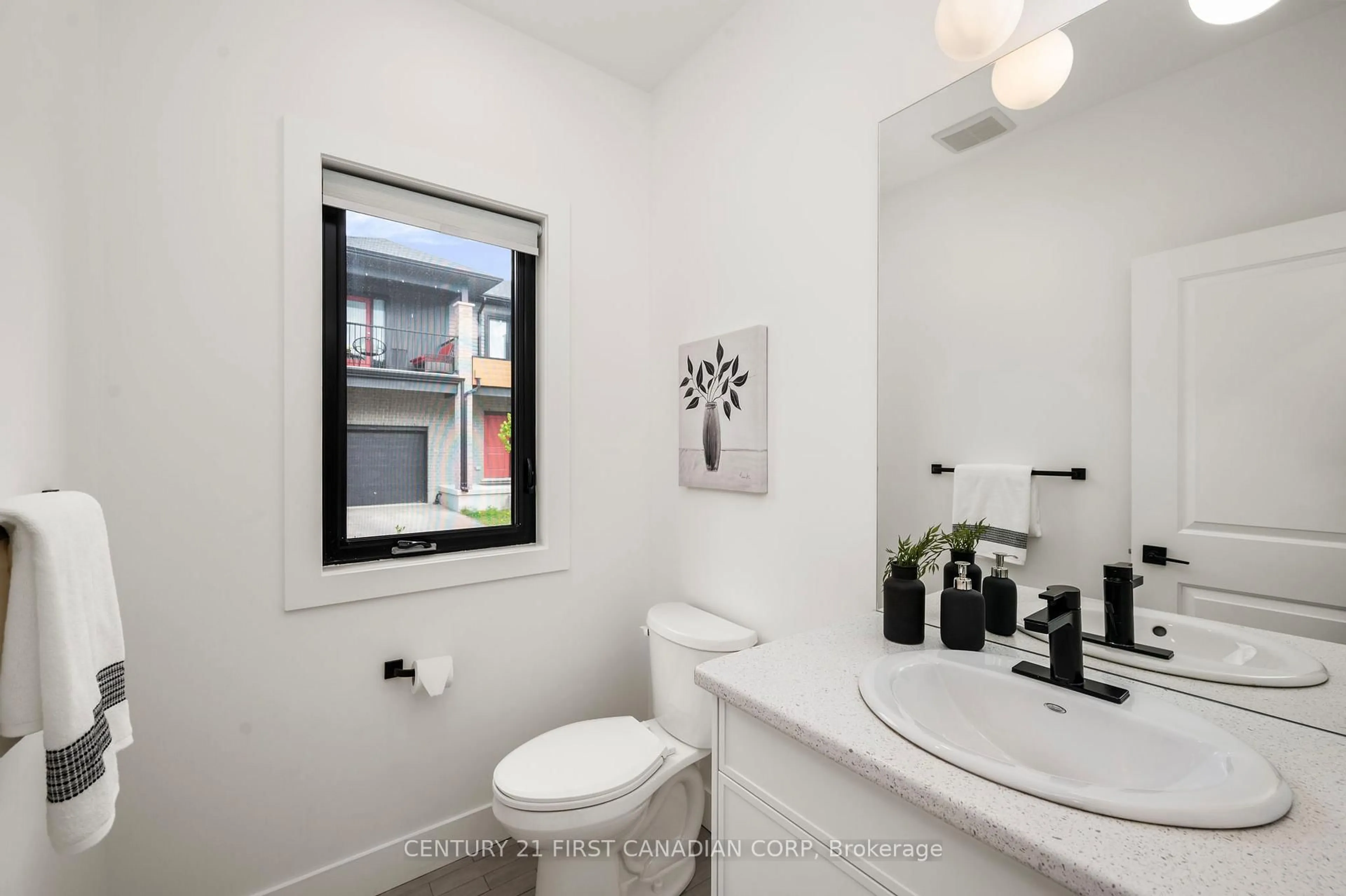 Contemporary bathroom, ceramic/tile floor for 1820 Canvas Way #33, London North Ontario N5X 0N5